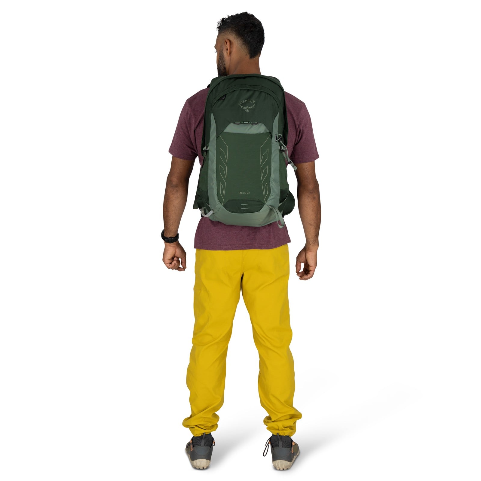 Osprey Talon 22 Hiking Backpack 22L in Green Canopy/Pine Leaf — lifestyle 3