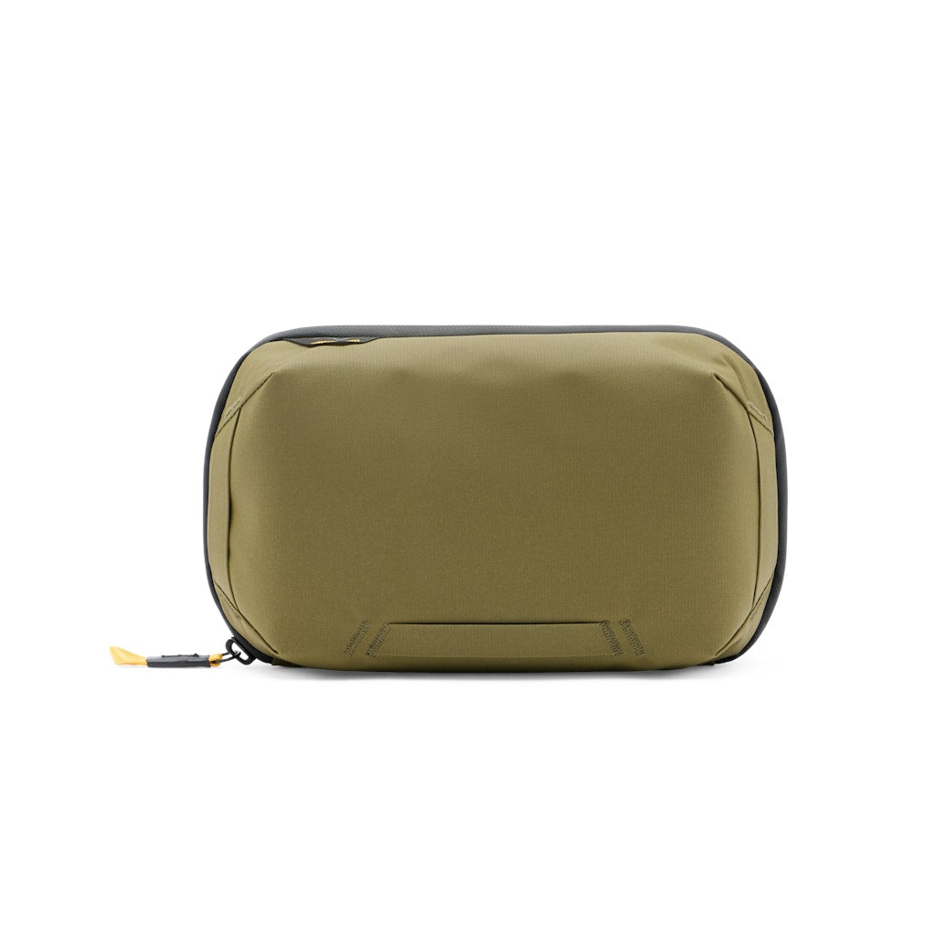 Peak Design Tech Pouch in Kelp — front view # color_Kelp