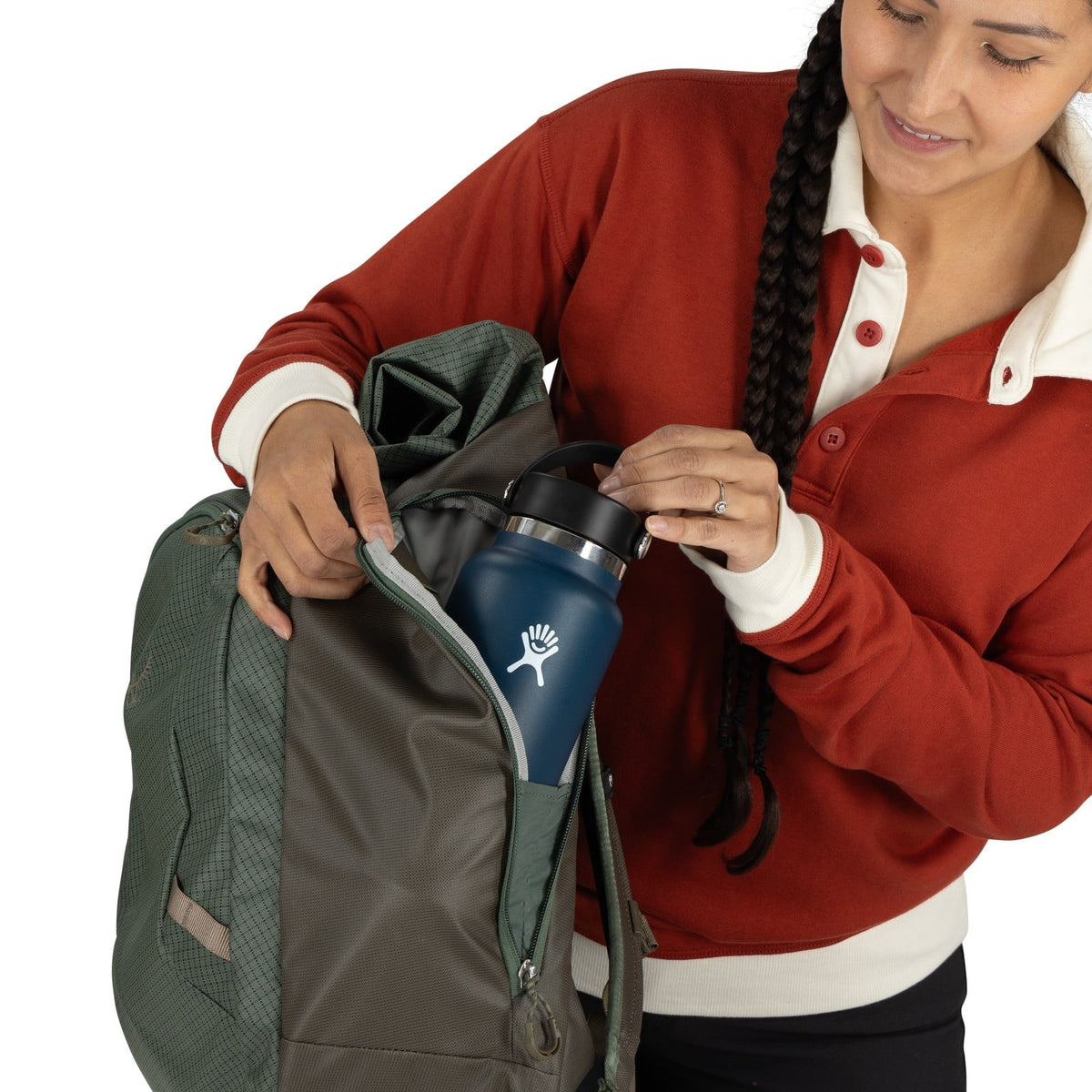 Osprey Transporter Roll Top Pack 25L in Pine Leaf/Earl Grey — detail view 4