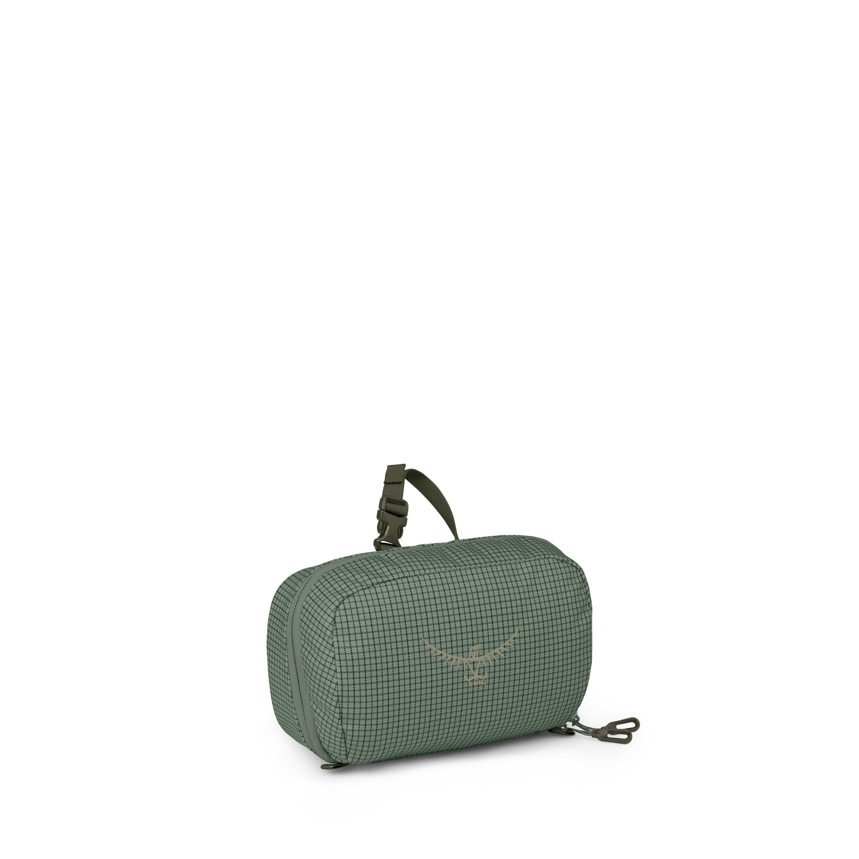 Osprey Transporter Toiletry Kit 3.5L in Pine Leaf/Earl Grey — angle view 2