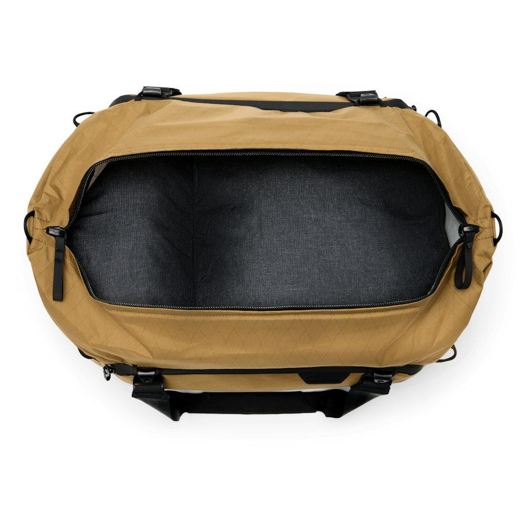 Peak Design Travel Duffel 35L in Coyote — angle view 3 # color_Coyote