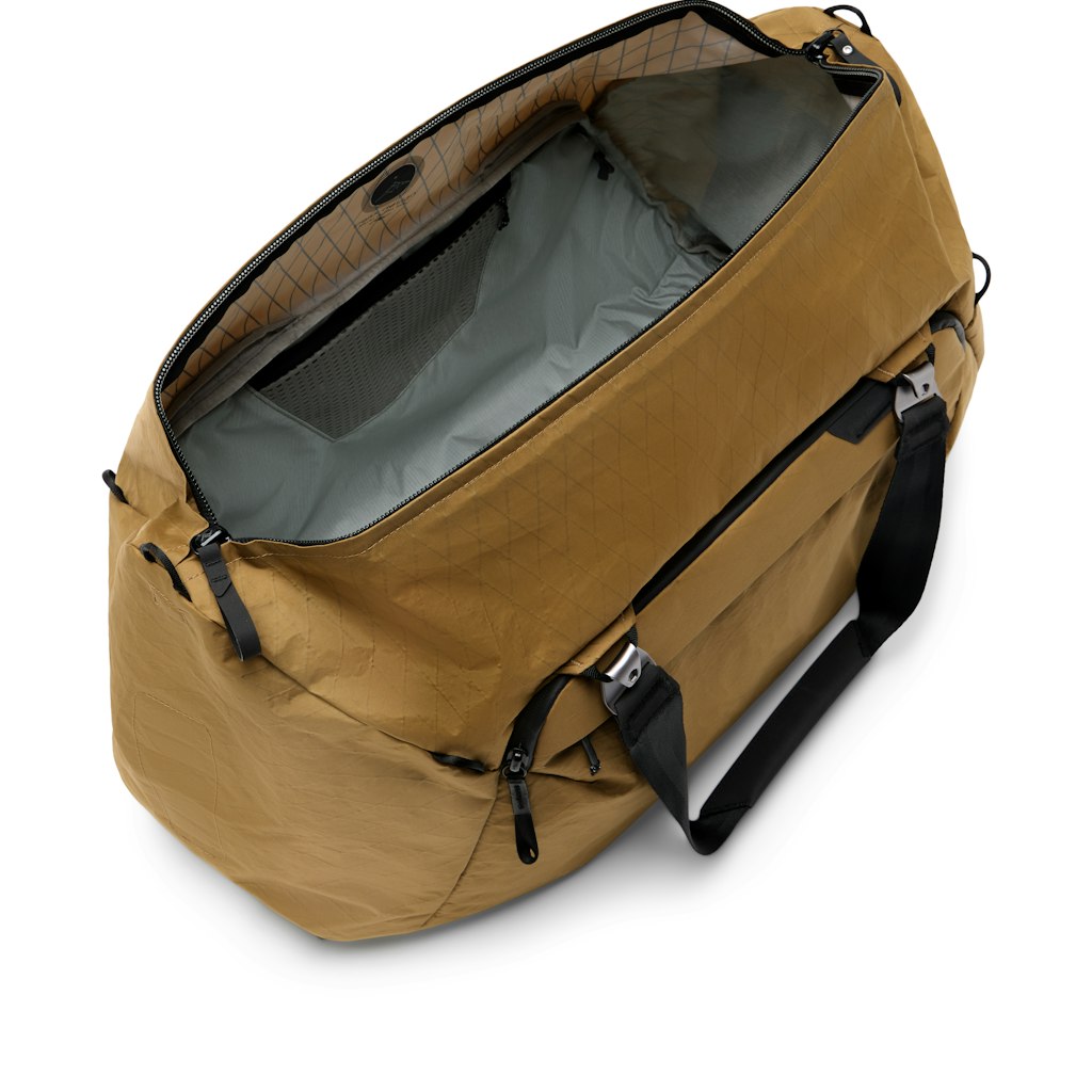 Peak Design Travel Duffel 50L in Coyote — interior view # color_Coyote