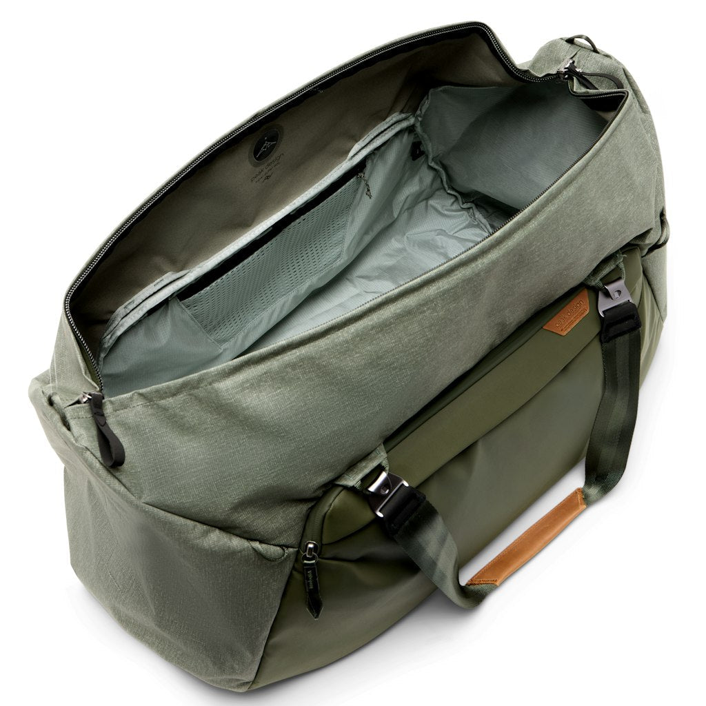 Peak Design Travel Duffel 80L in Sage — interior view # color_Sage
