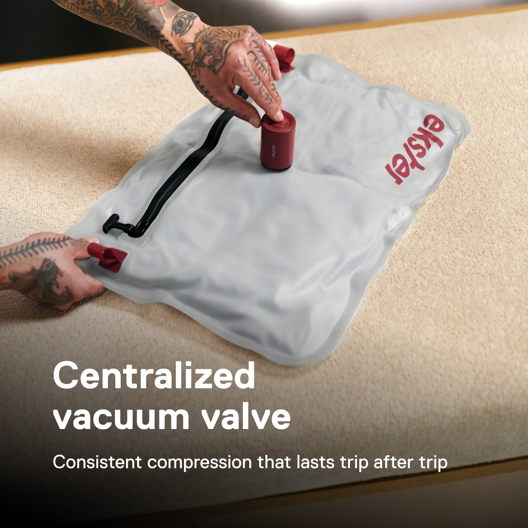 Ekster TravelPack Vacuum Kit - anti-rip nylon detail