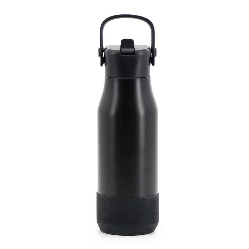 J World Flowee 22oz Insulated Water Bottle in Black — front view # color_Black