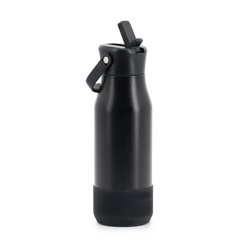 J World Flowee 22oz Insulated Water Bottle in Black — angle view 2 # color_Black