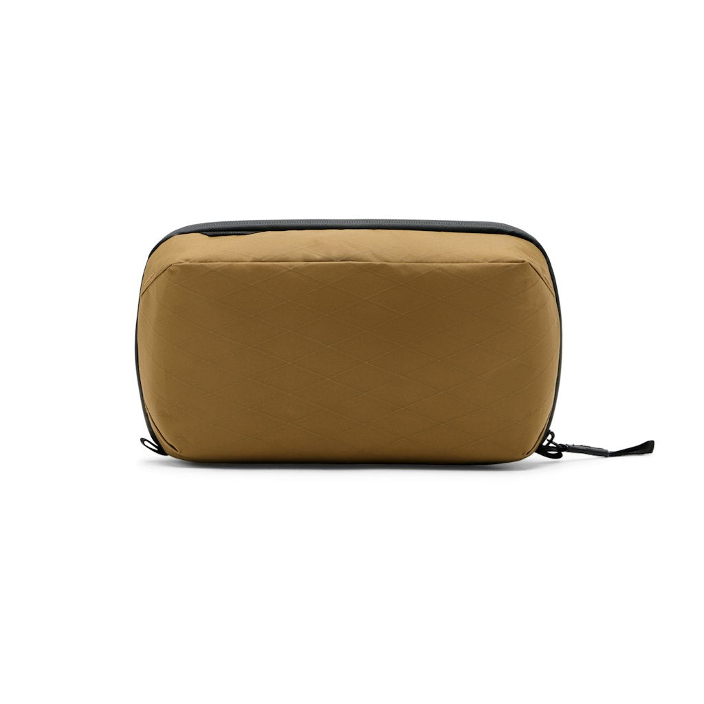 Peak Design Wash Pouch in Coyote — front view # color_Coyote