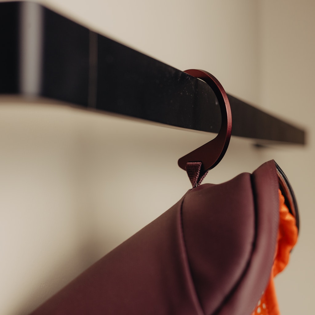 Peak Design Wash Pouch Small in Eclipse — detail view 2 # color_Eclipse