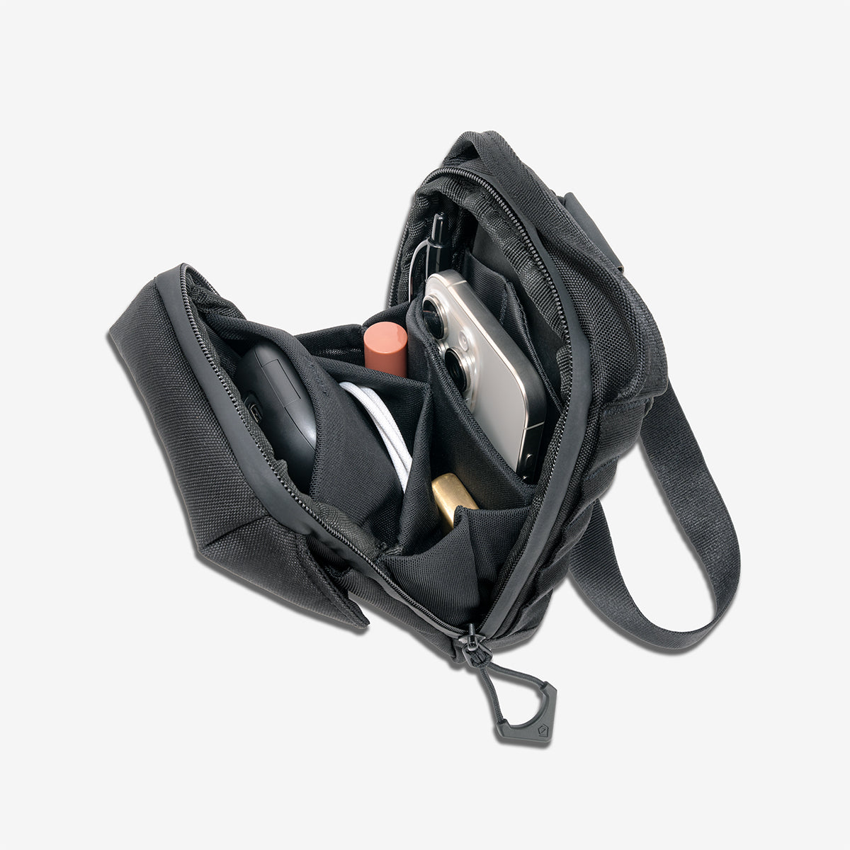 WANDRD X1 Cross Body Small in Black — interior view