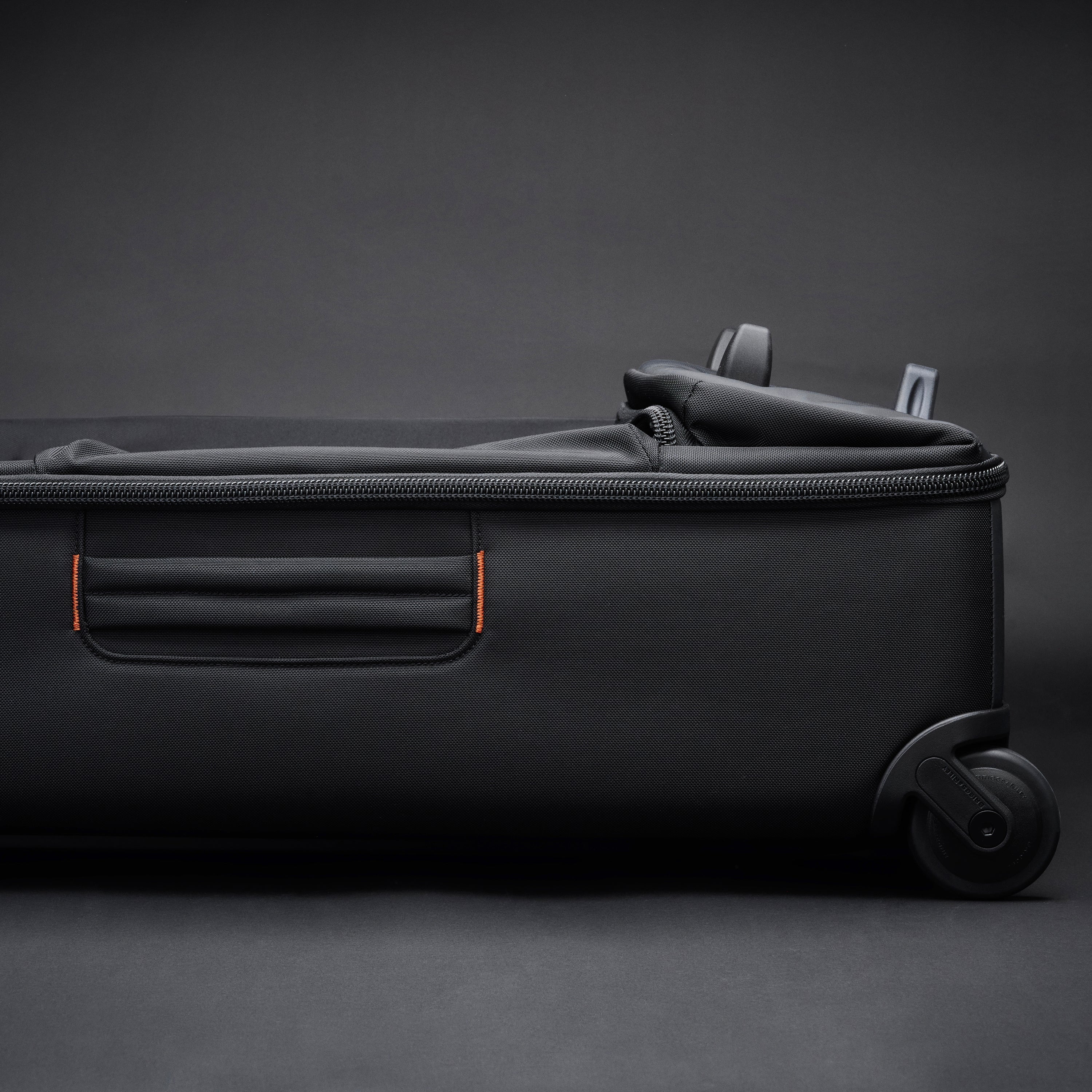 Briggs & Riley ZDX Medium 2-Wheel Duffle in Black — detail view 4 # color_Black