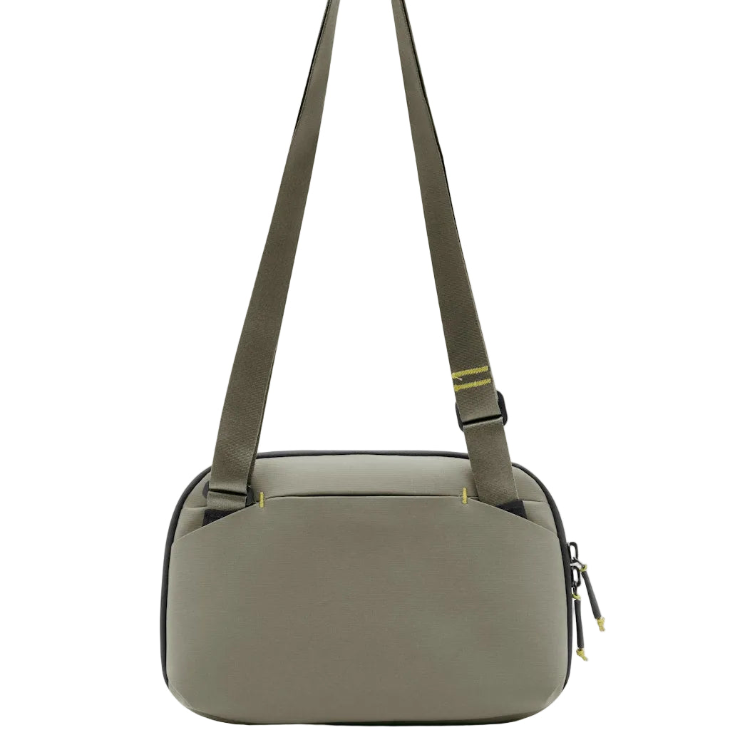 Peak Design Travel Crossbody 3L - Stone back