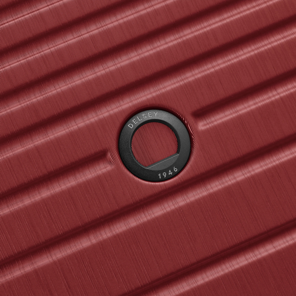 Delsey Cosmique Medium Expandable Spinner in Syrah Red — detail view 3