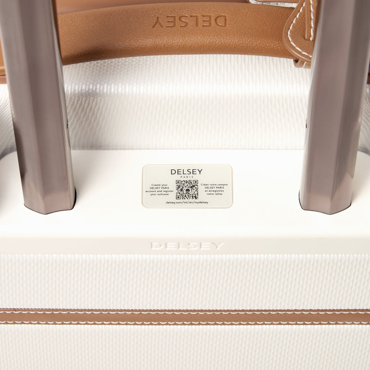 Delsey Chatelet Air 2.0 Medium Spinner in Angora — detail view 6