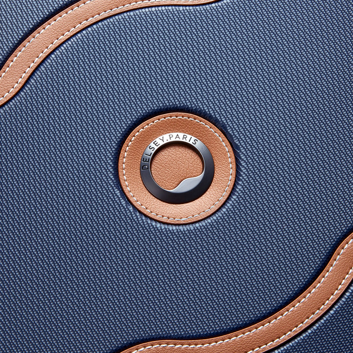 Delsey Chatelet Air 2.0 Large Spinner in Navy — detail view 6