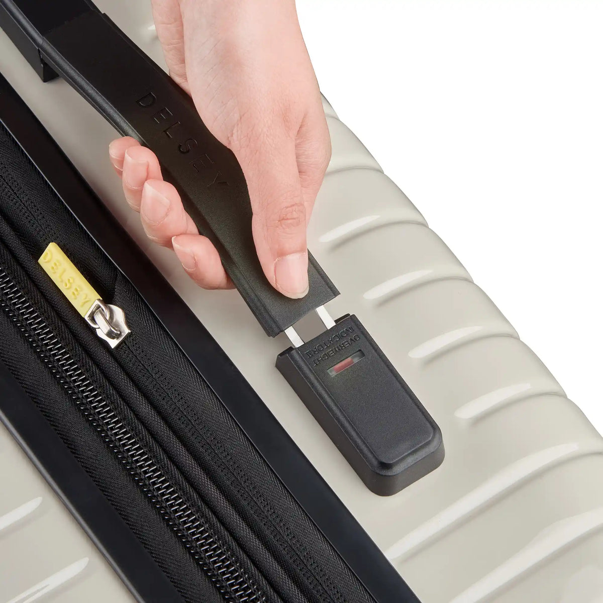 Delsey Cruise 3.0 Large Expandable Spinner in Ivory — detail view 5 # color_Ivory