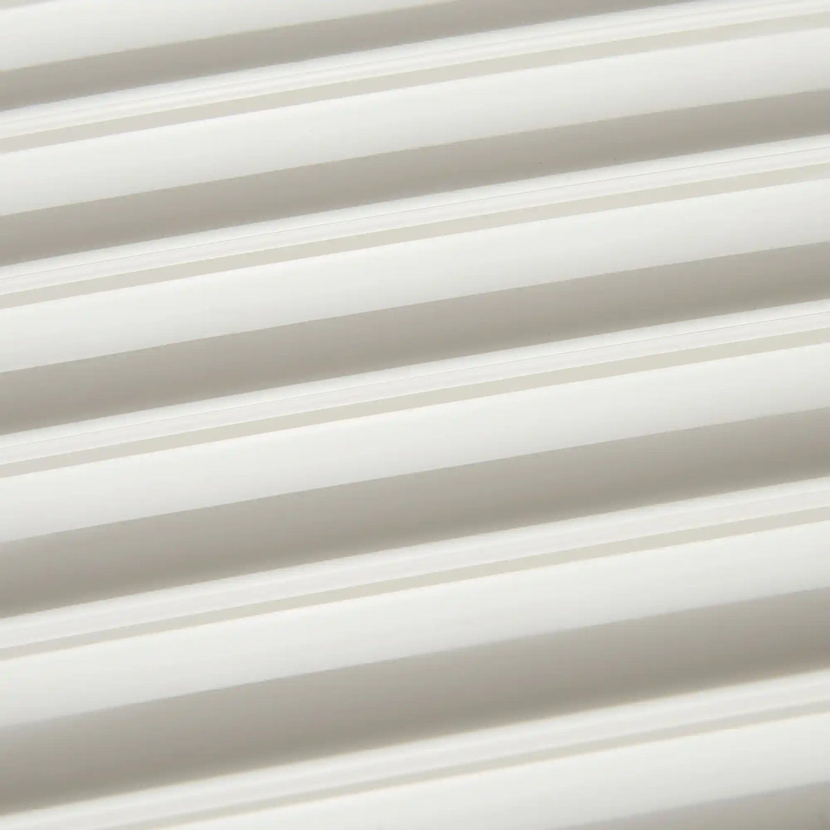 Delsey Cruise 3.0 Medium Expandable Spinner in Ivory — detail view 3 # color_Ivory