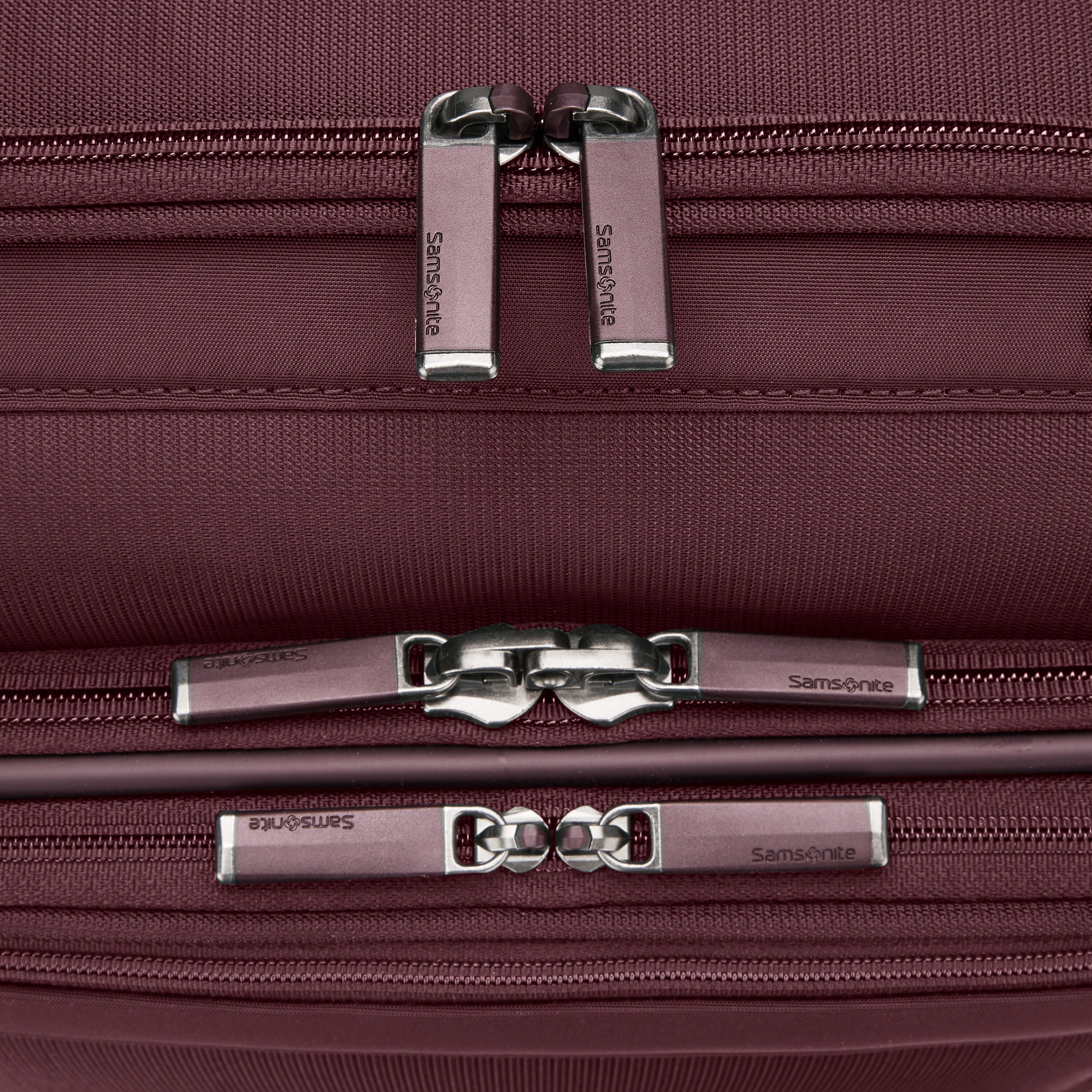 Samsonite Lineate DLX Medium Spinner, view 3