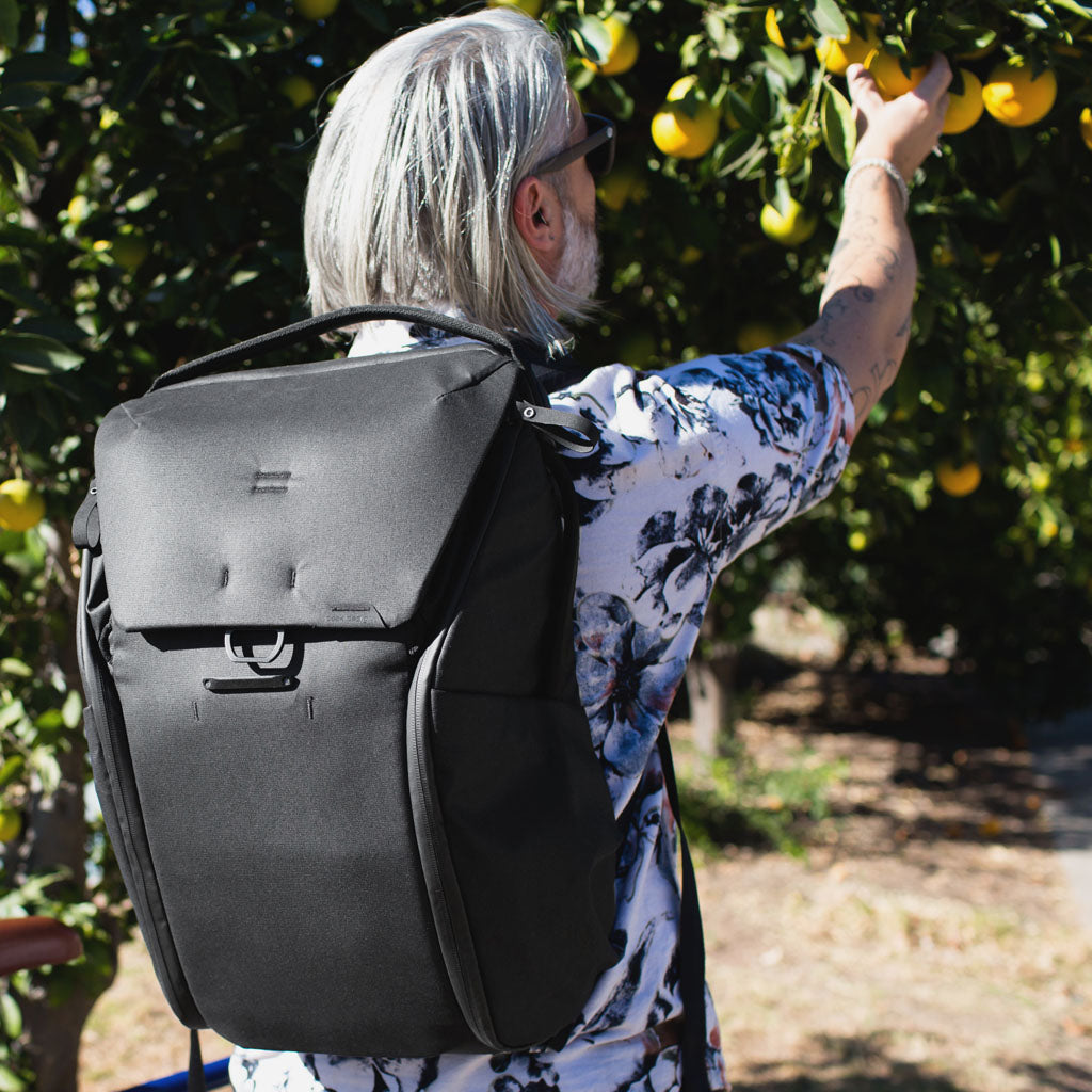 Peak Design Everyday Backpack 30L in Black — lifestyle