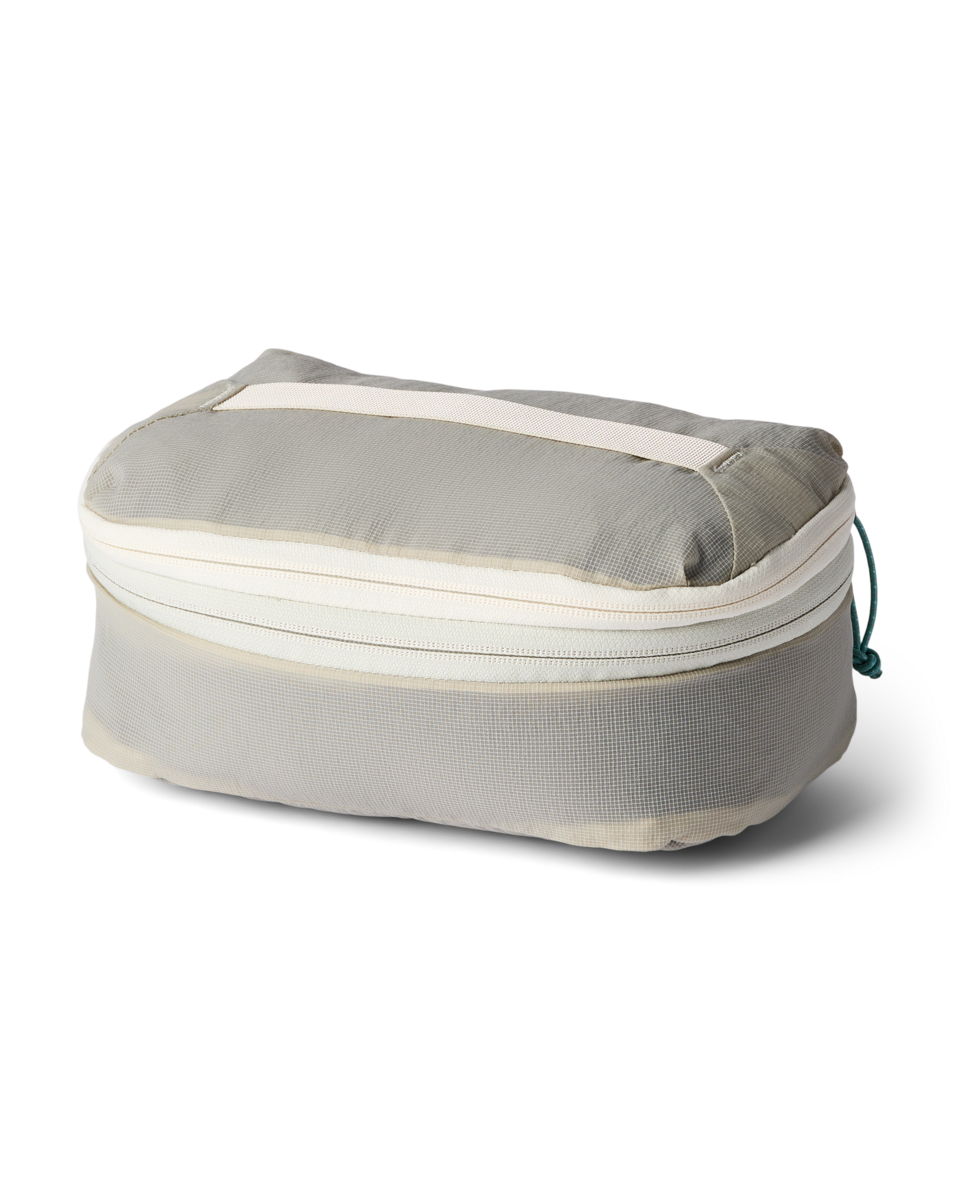 Cotopaxi Cubo 6L Expandable Packing Cube in Mineral — back view