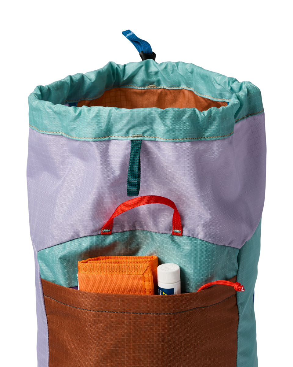 Cotopaxi Empacable 16L Daypack in Del Día — angle view 3