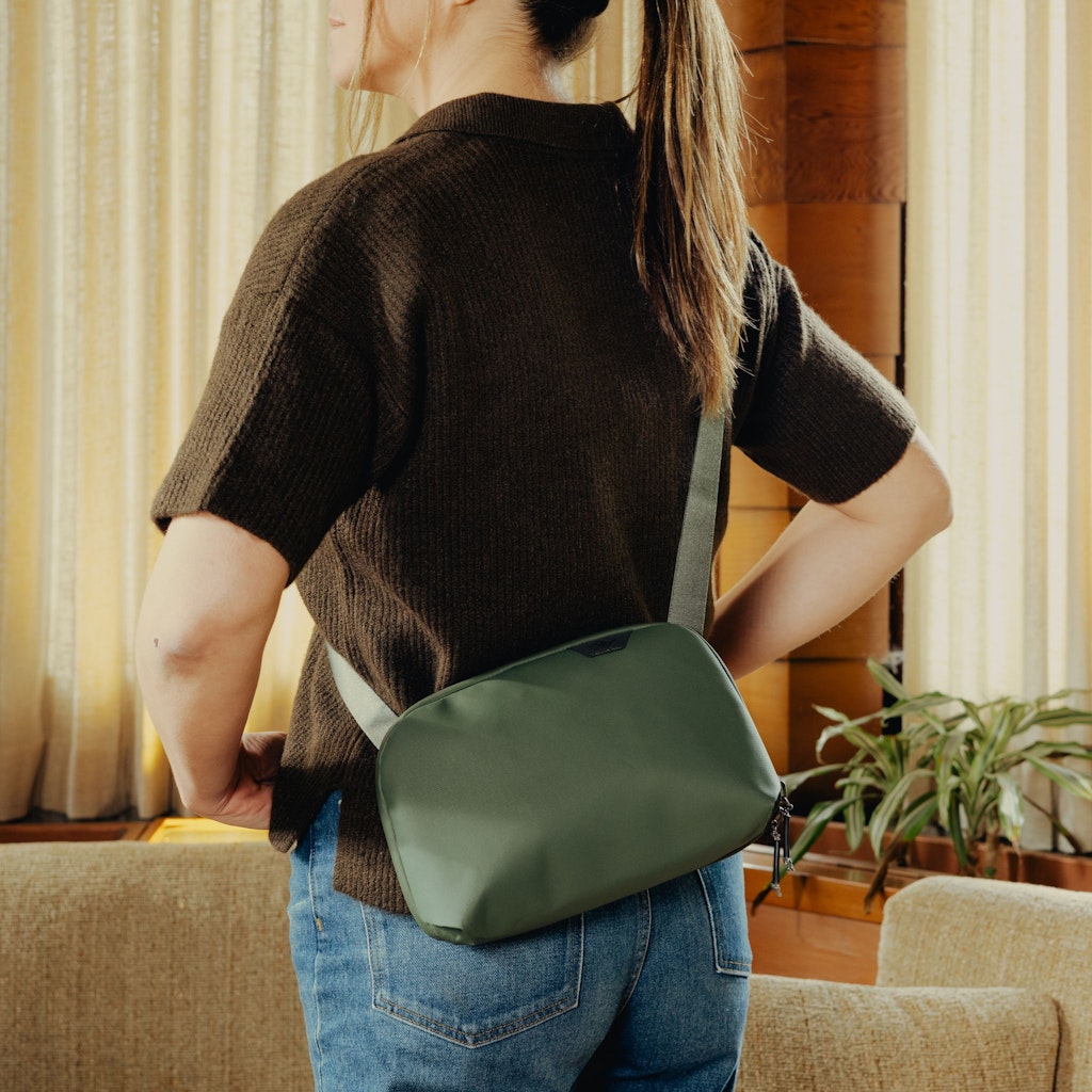 Peak Design Travel Crossbody 3L in Sage — lifestyle 5