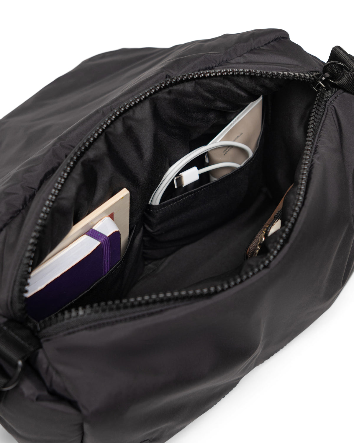 Herschel Cloudform Crossbody 6L in Black — interior view # color_Black