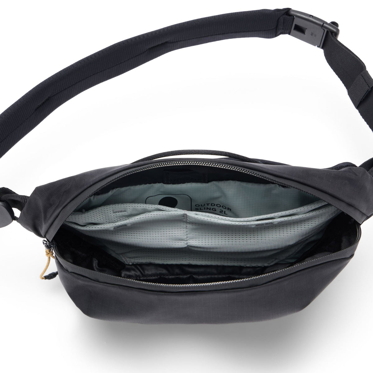 Peak Design Outdoor Sling 2L in Black — interior view # color_Black