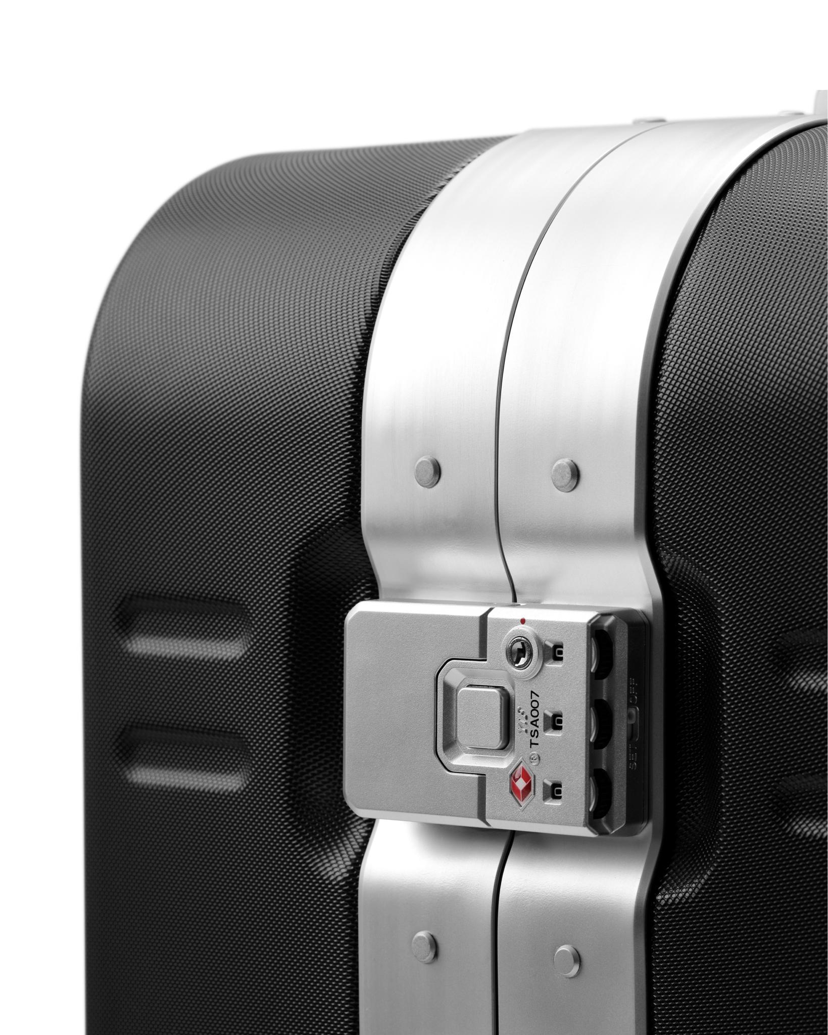 Db Journey Ramverk Pro Carry-on in Silver — detail view # color_Silver
