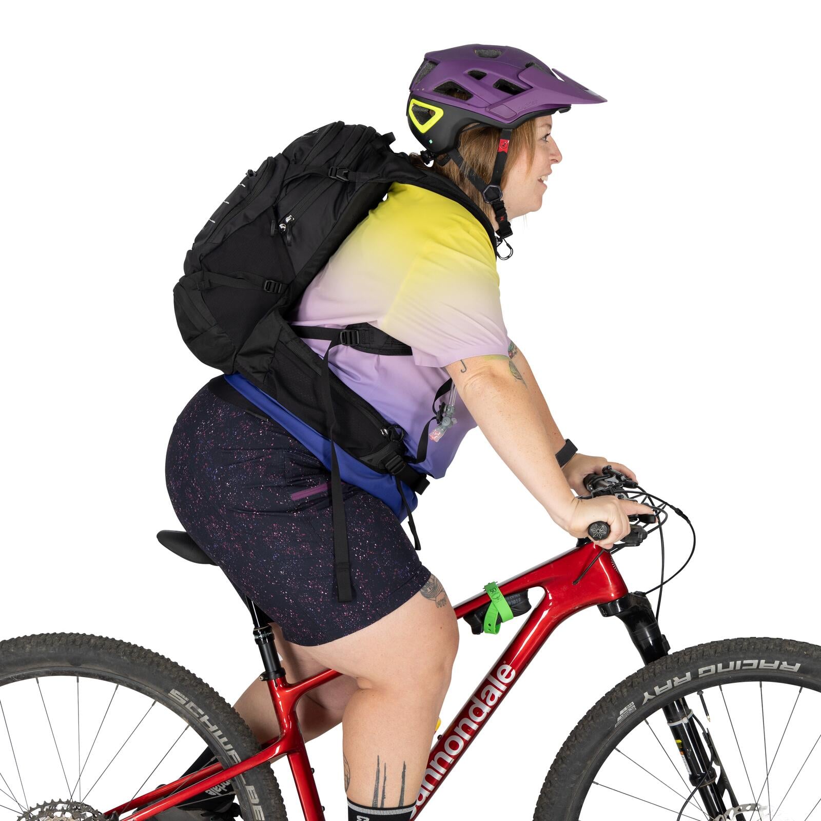 Osprey Raven 14 Extended Fit Women's Bike Hydration Pack 14L in Black — lifestyle 4