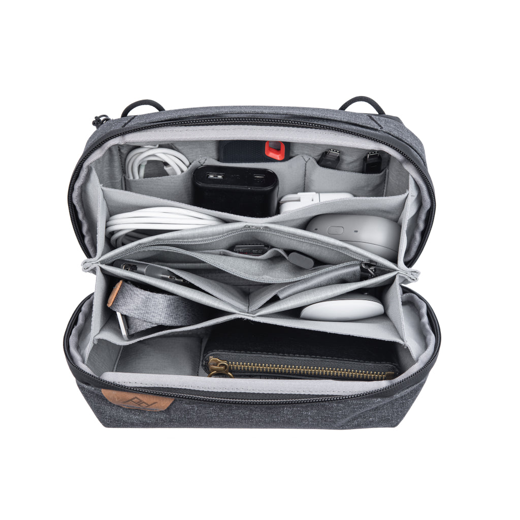 Peak Design Tech Pouch in Charcoal — interior view 3