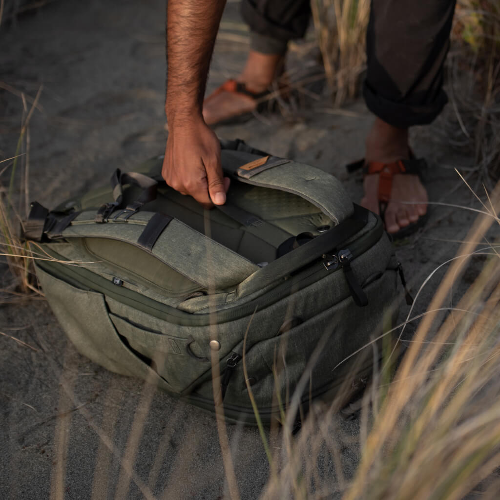 Peak Design Travel Backpack 45L - Sage detail