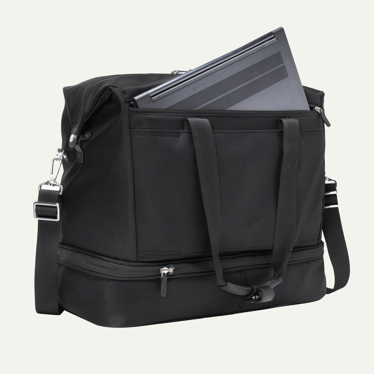 Travelpro Platinum Elite Drop-Bottom Weekender in Black — interior view 2