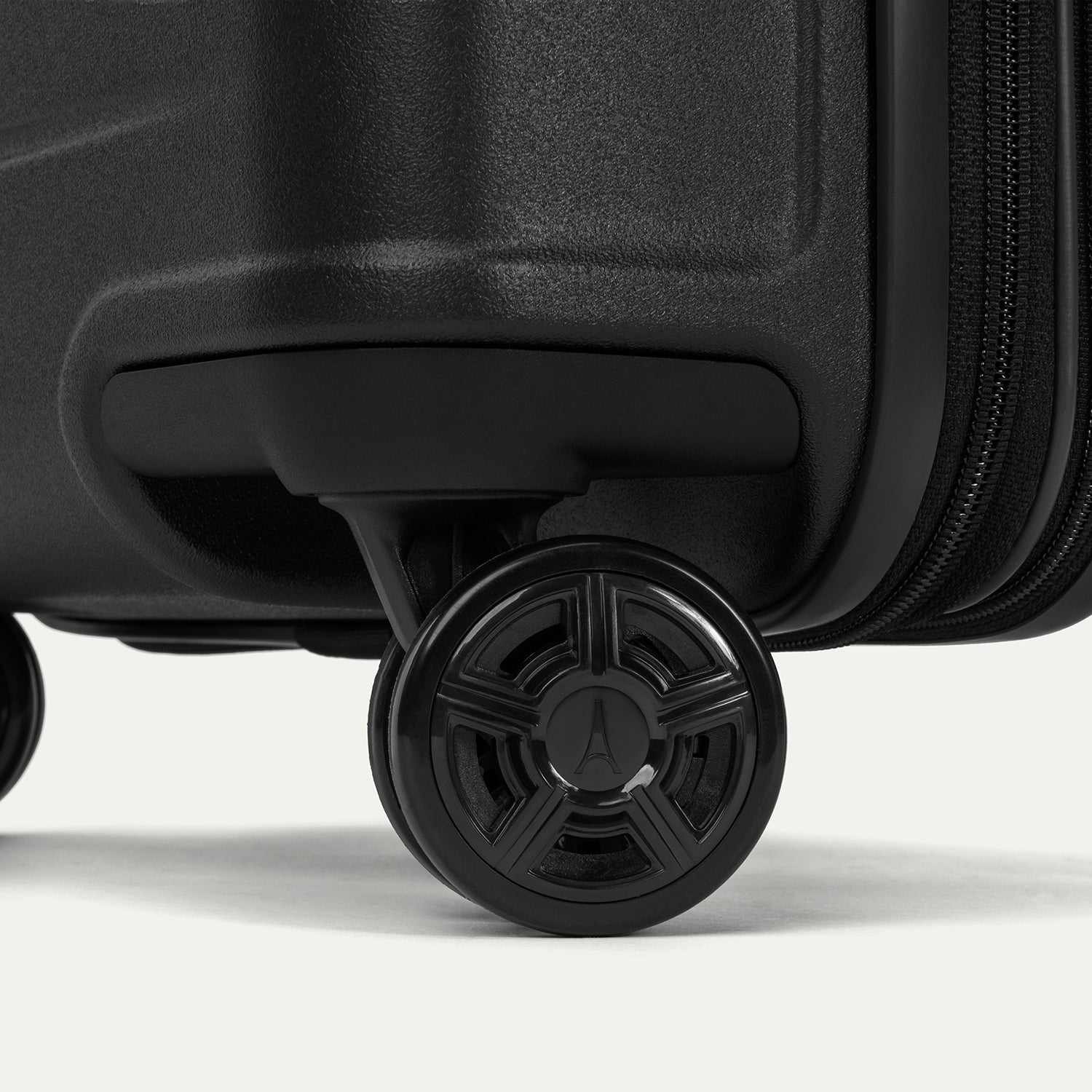 Travelpro Platinum Elite Hardside Medium Check-In Expandable Spinner in Jet Black — detail view