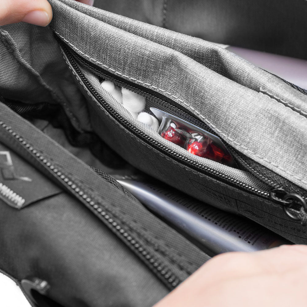 Peak Design Wash Pouch - Black in use