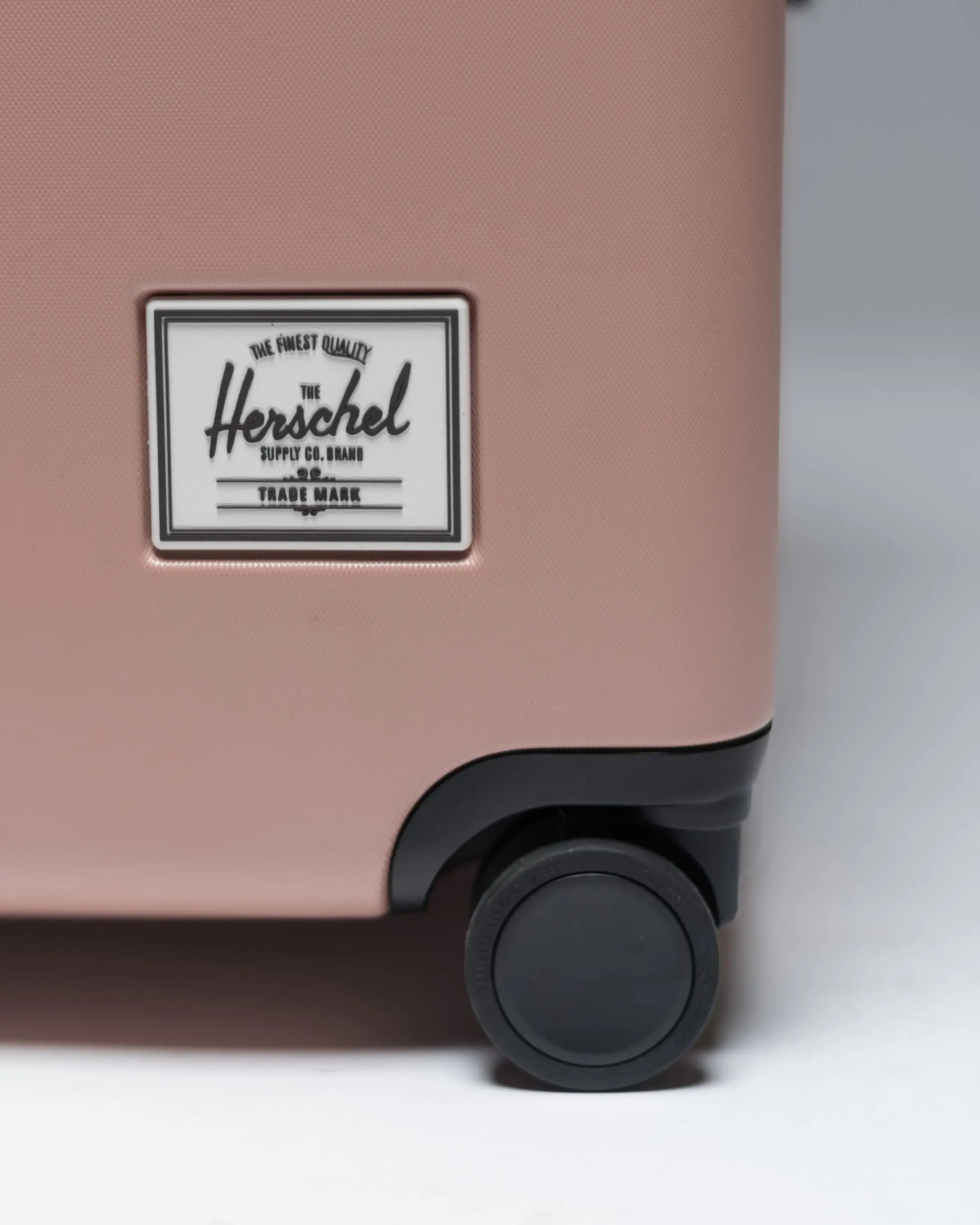 Herschel Heritage Hardshell Medium Luggage 67L