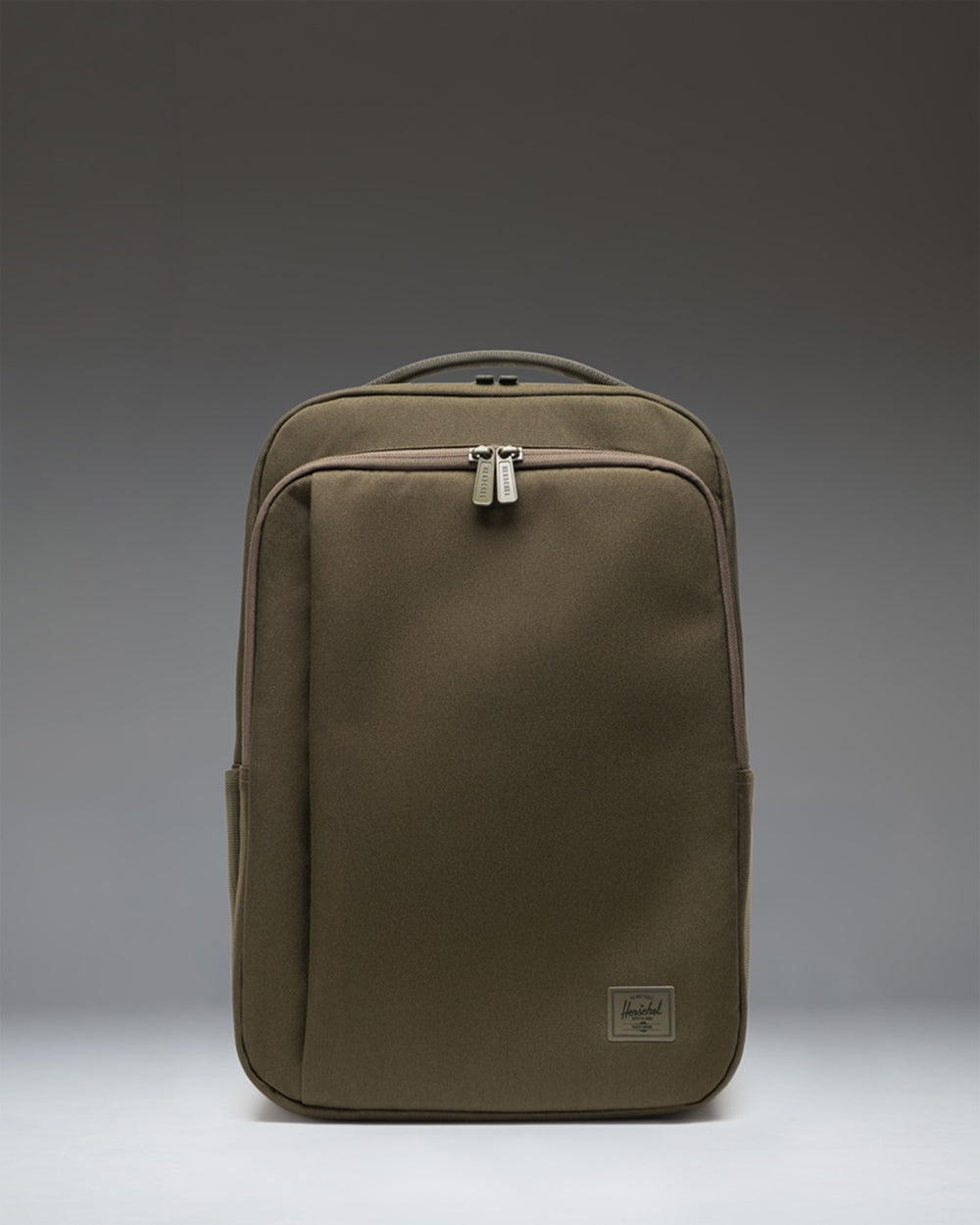 Herschel Kaslo Daypack Tech 20L in Ivy Green Tonal — front view