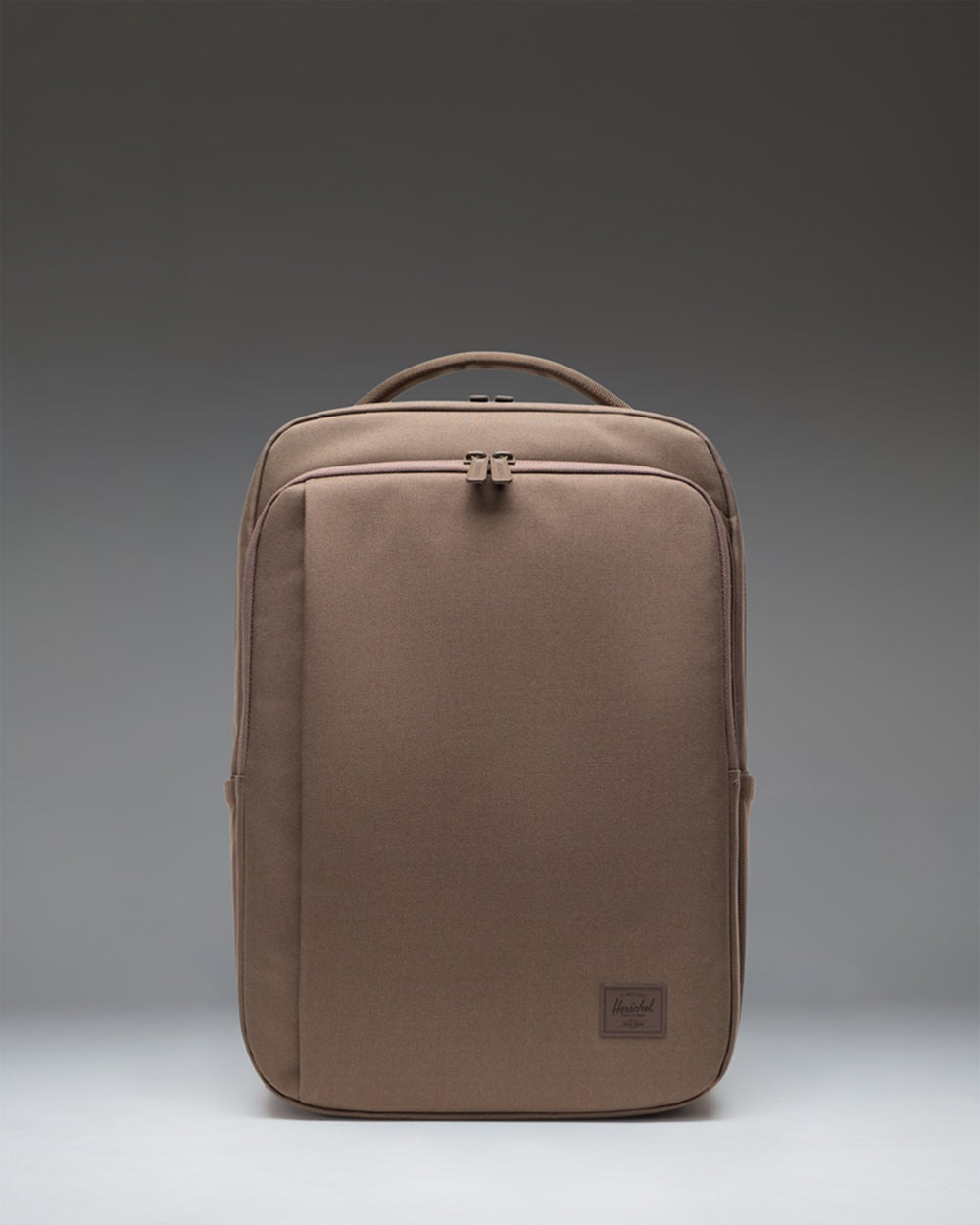 Herschel Kaslo Daypack Tech 20L in Light Brown — front view
