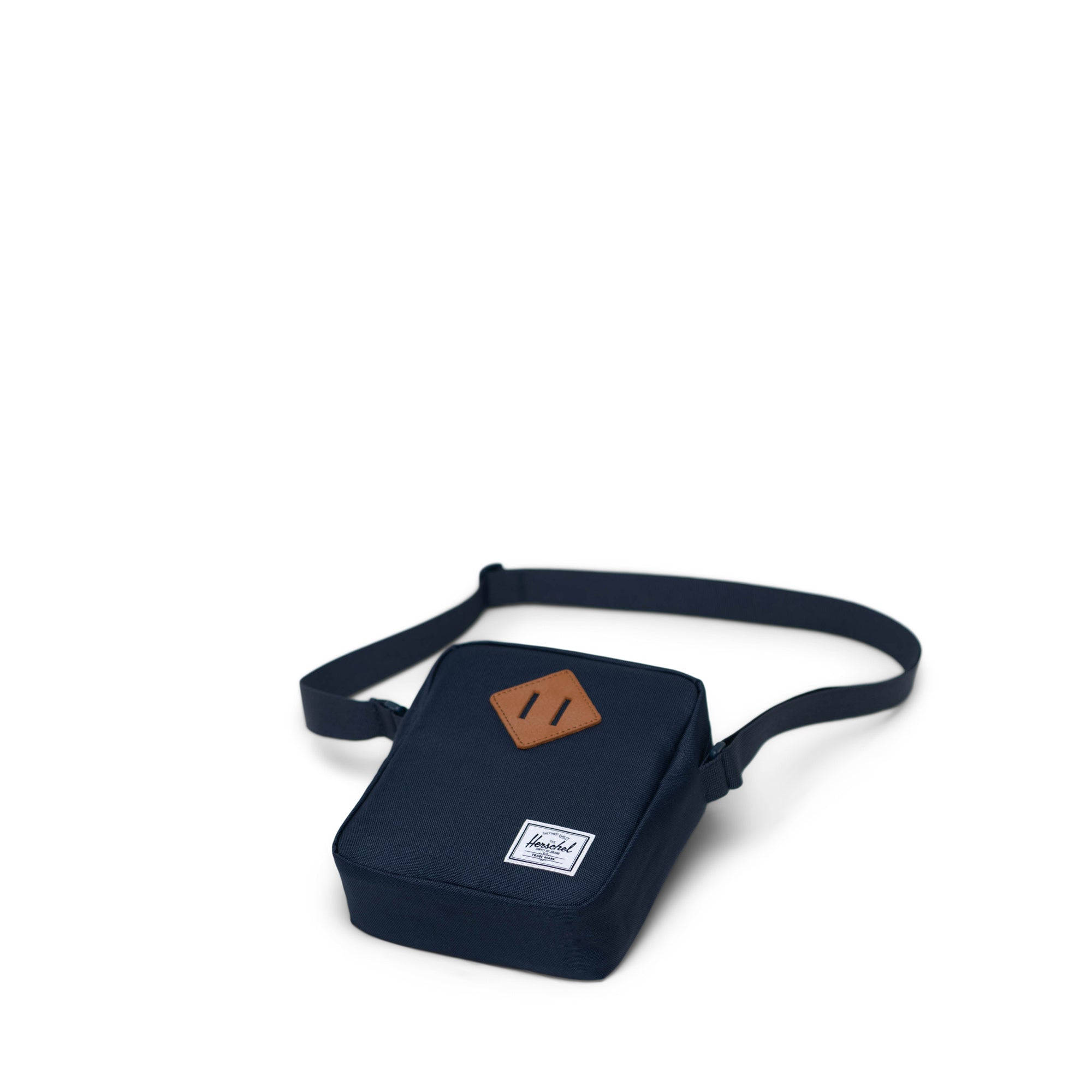 Herschel Heritage Crossbody 2.5L in Navy — angle view 2