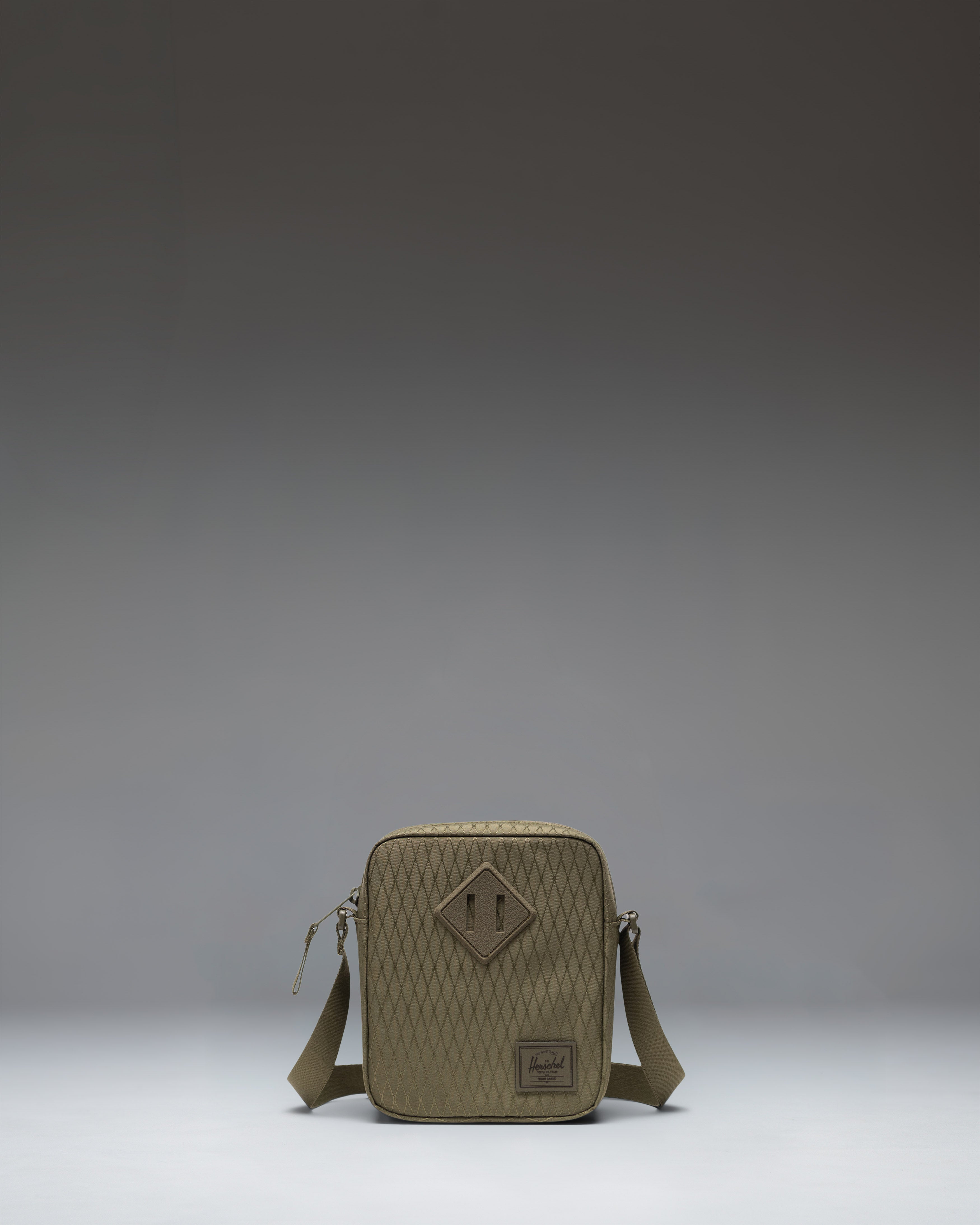 Herschel Heritage Crossbody 2.5L in Ivy Green Diamond — front view