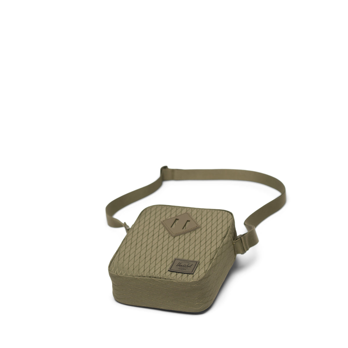 Herschel Heritage Crossbody 2.5L in Ivy Green Diamond — angle view 2 # color_Ivy Green Diamond