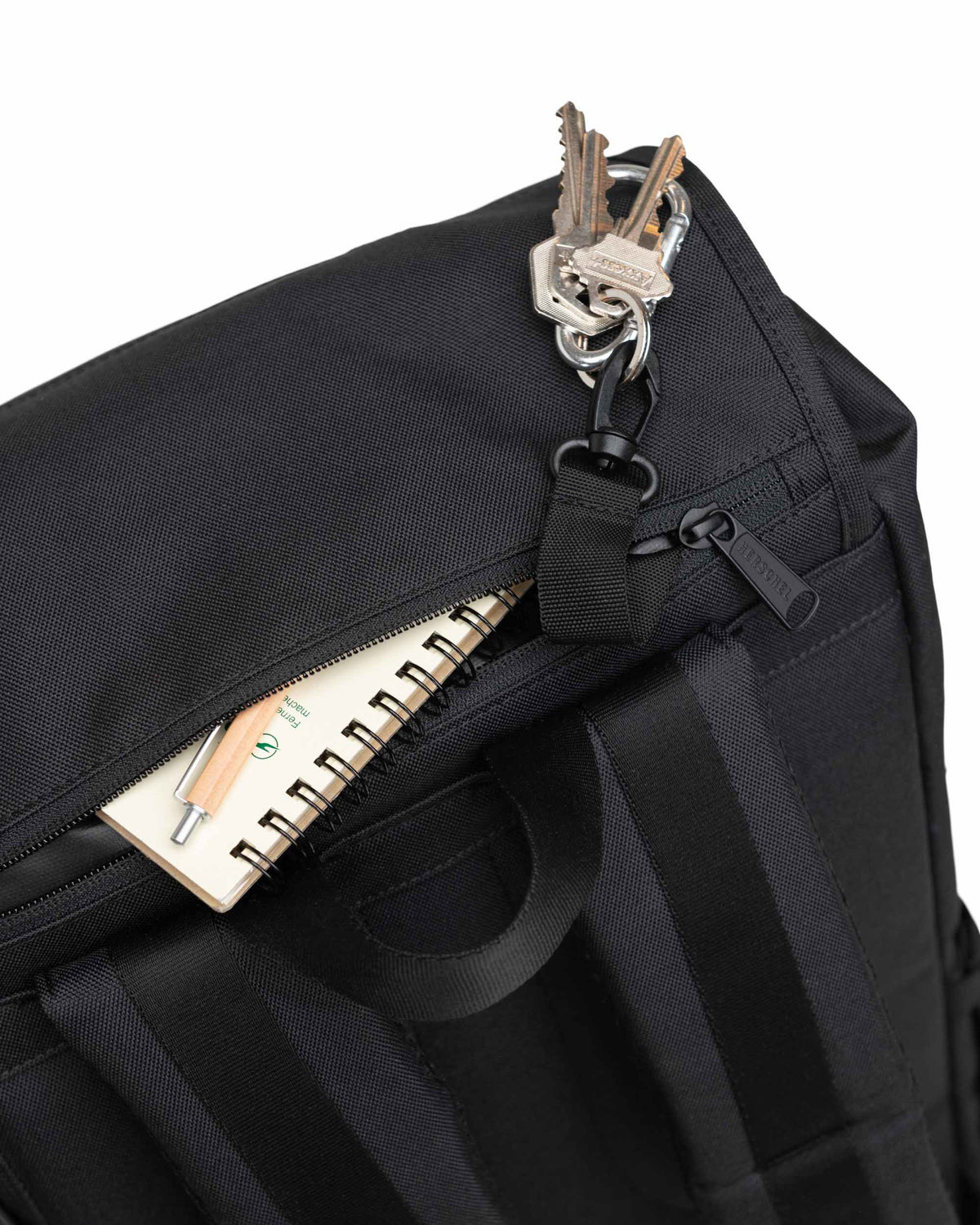 Herschel Little America Backpack 30L in Black — detail view 4 # color_Black