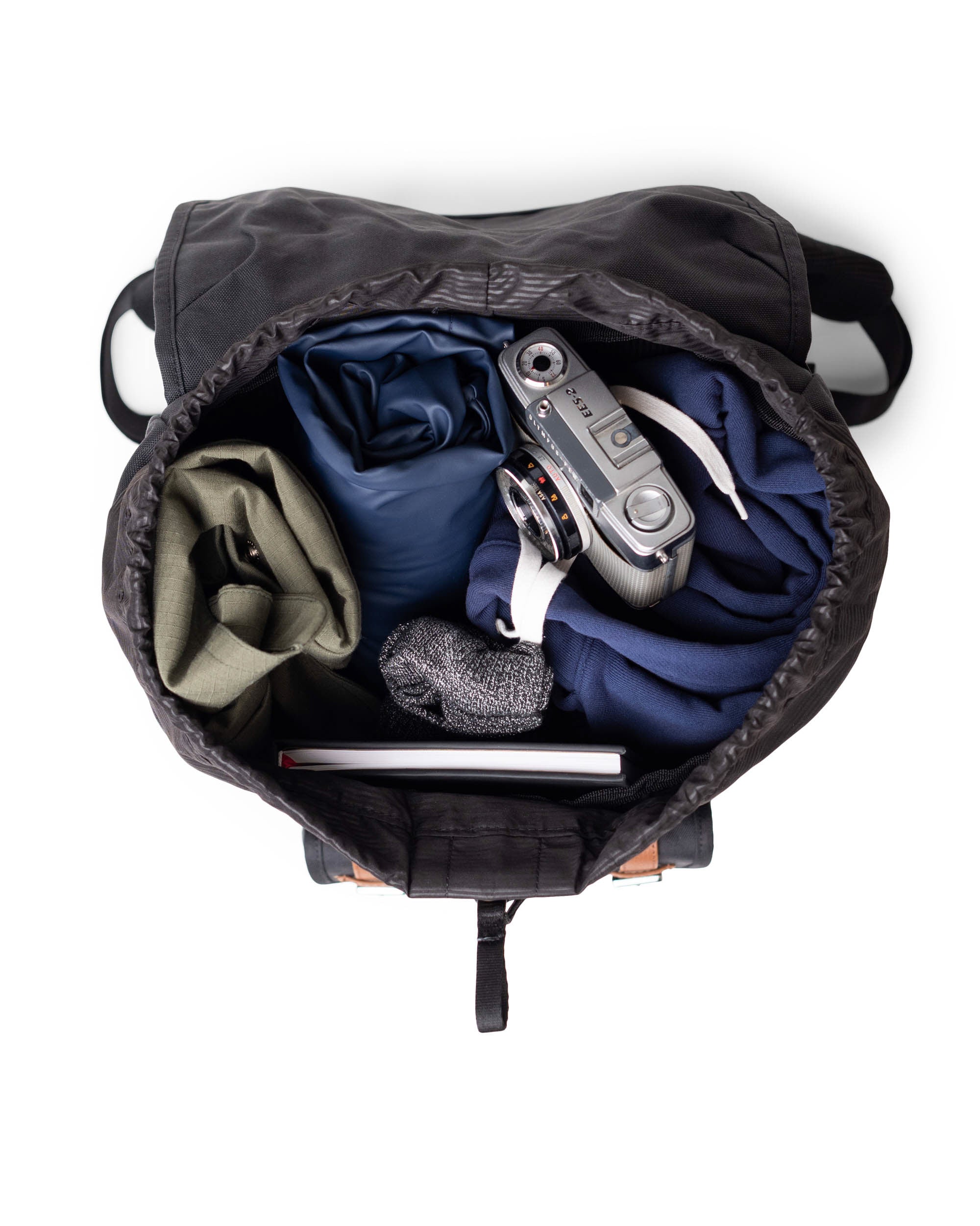 Herschel Little America Backpack 30L in Black — interior view 2 # color_Black
