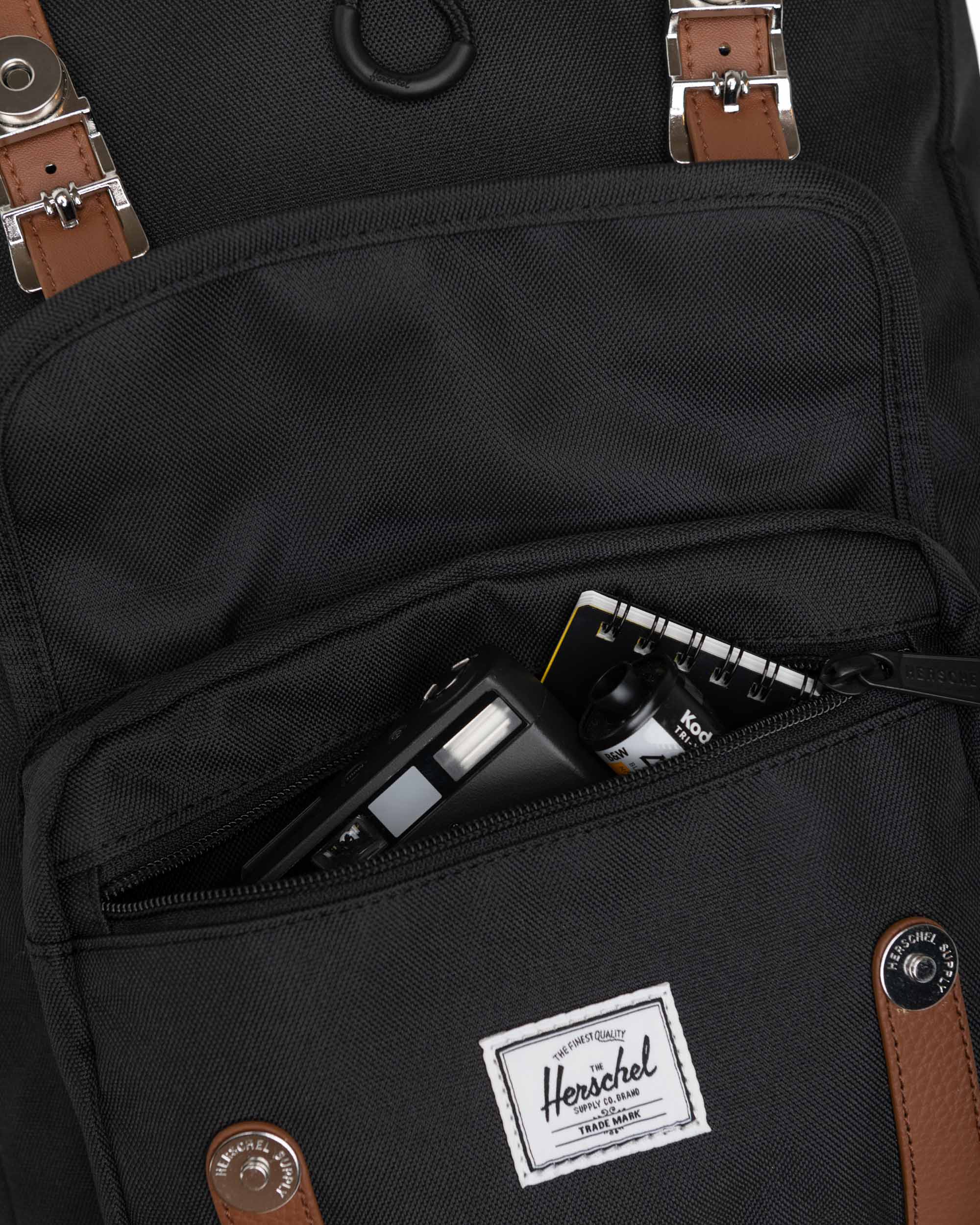Herschel Little America Mid Backpack 21L in Black — detail view 3