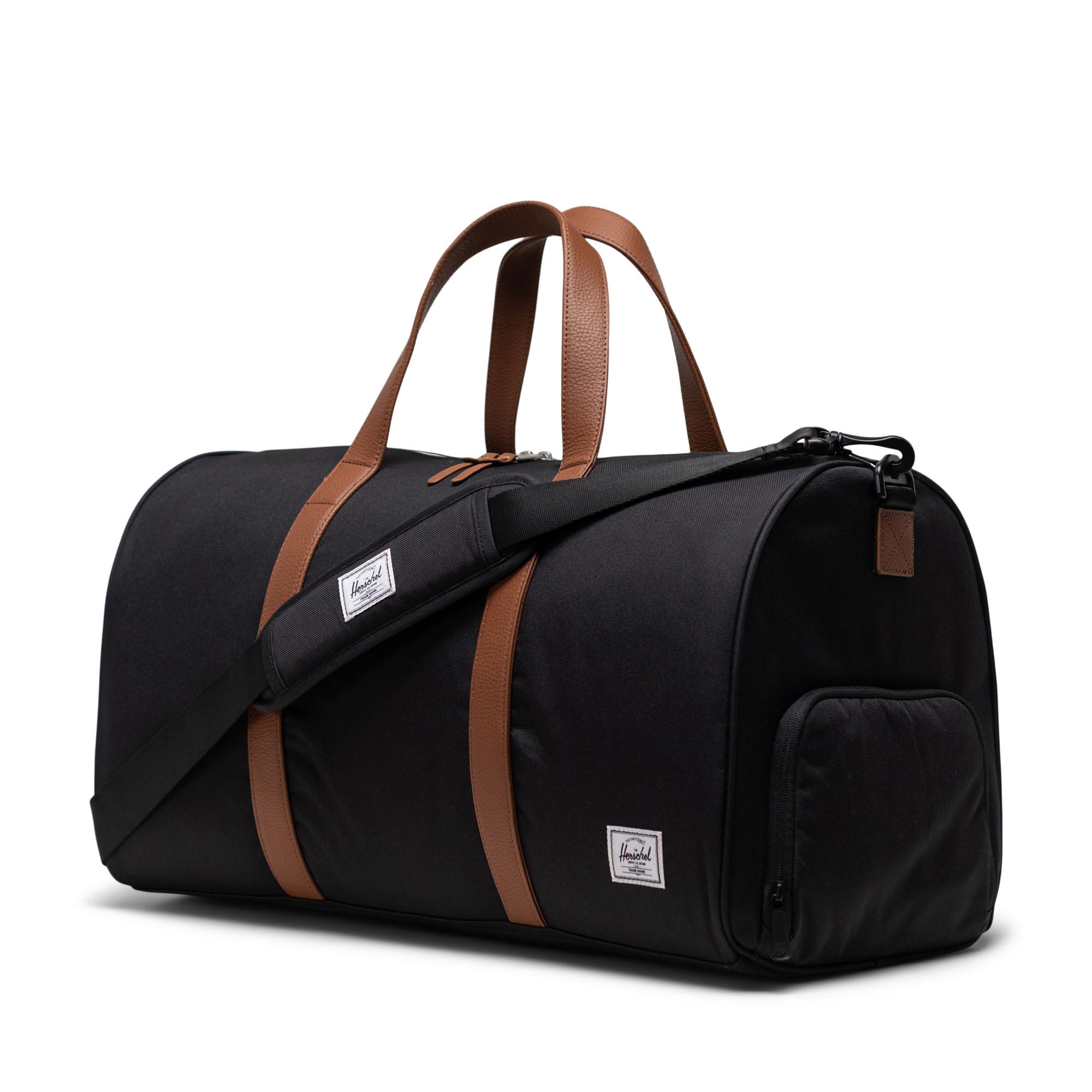 Herschel Novel Duffle 43L in Black — angle view 2 # color_Black