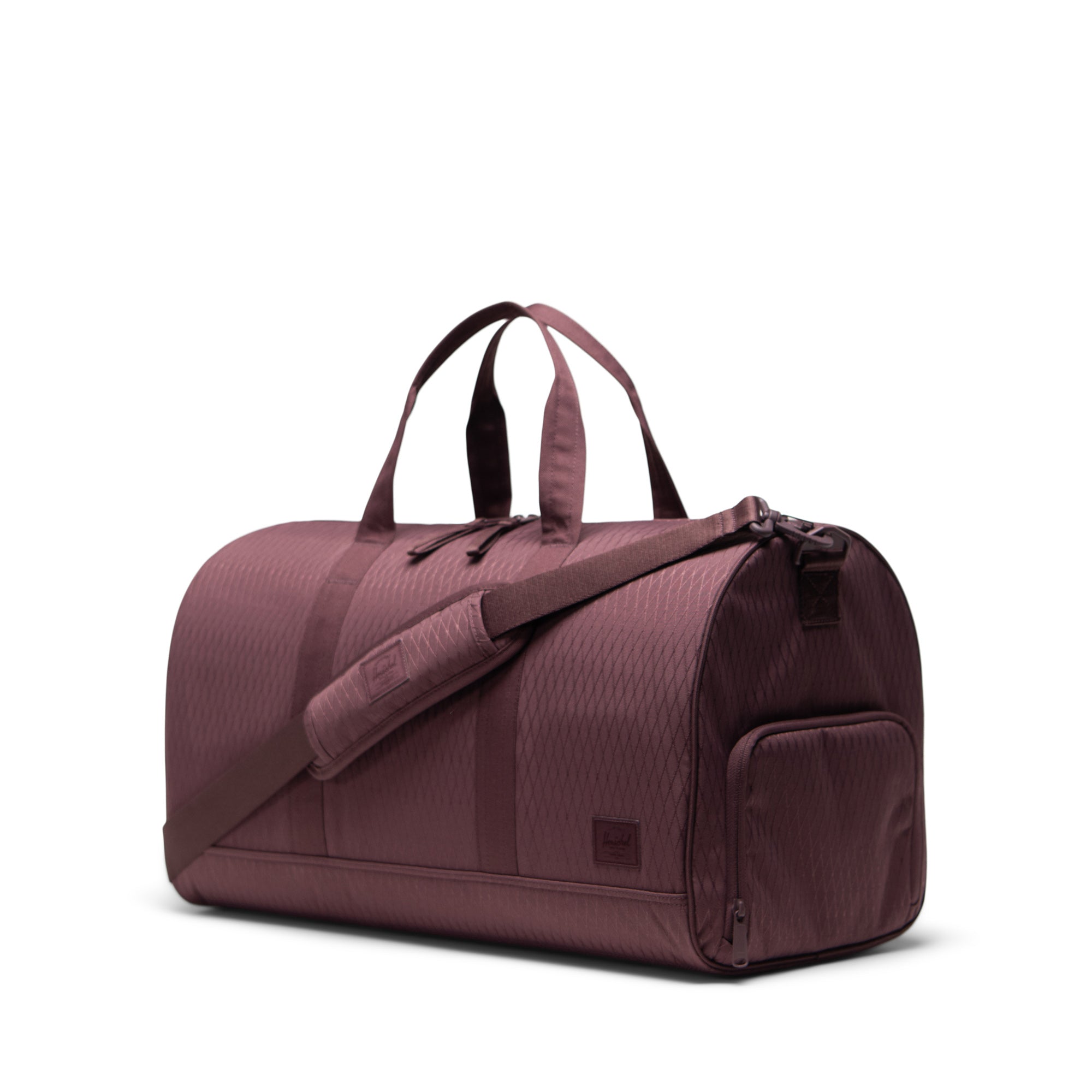 Herschel Novel Duffle 43L in Huckleberry Diamond — angle view 2 # color_Huckleberry Diamond