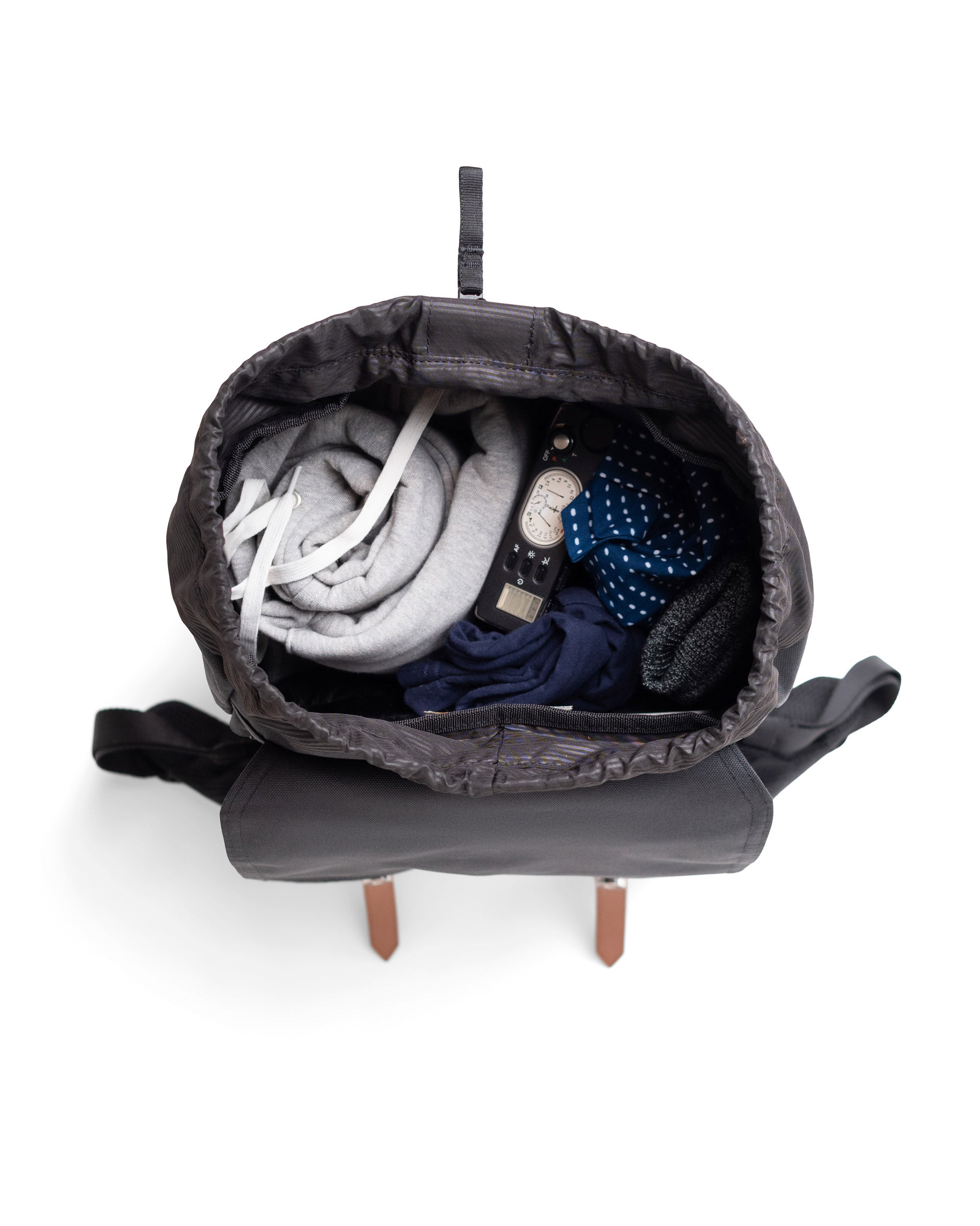 Herschel Retreat Backpack 23L in Black — interior view 4 # color_Black