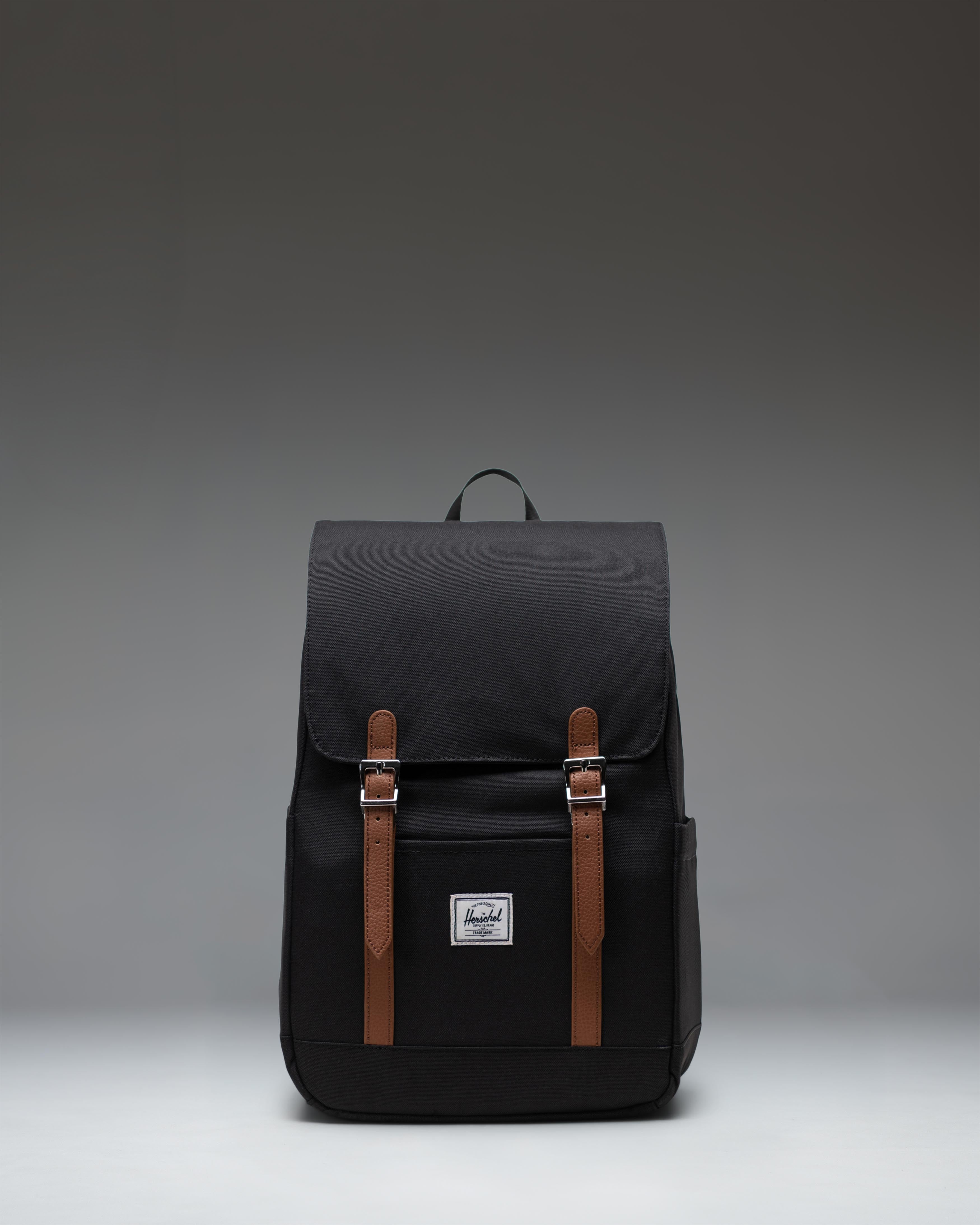 Herschel Retreat Backpack Small 17L in Black — front view