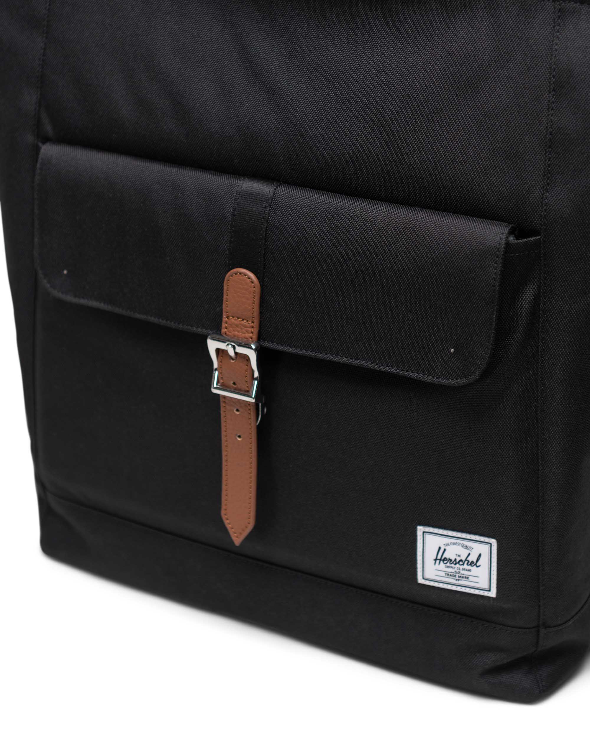 Herschel Retreat Tote 20L in Black — detail view