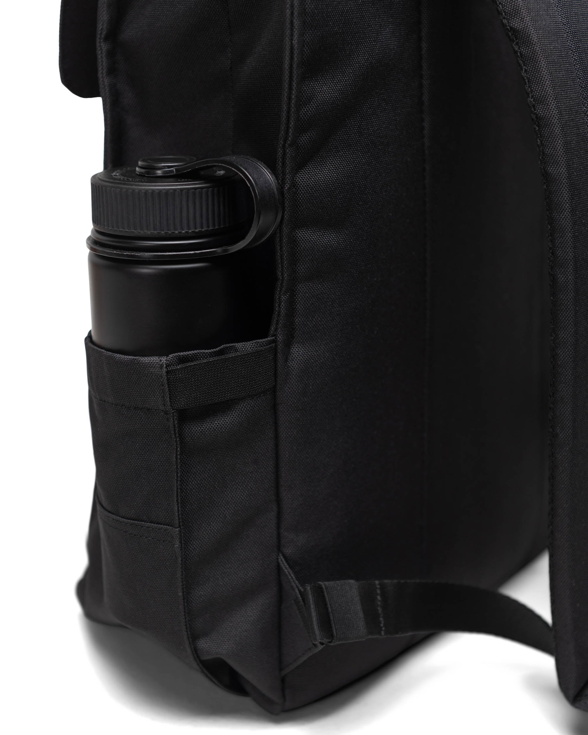 Herschel Survey Backpack 20L in Black — detail view