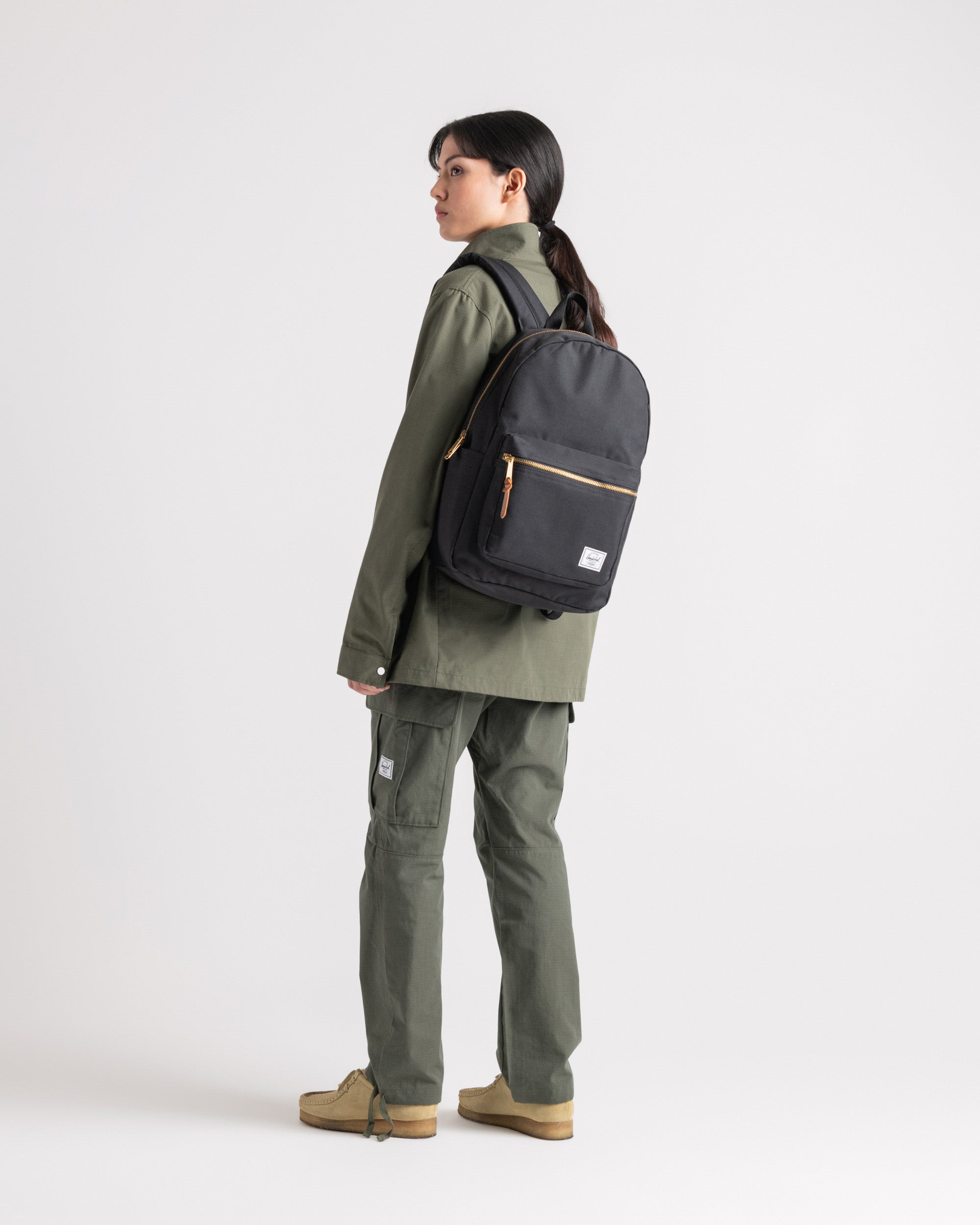 Herschel Settlement Backpack 22 L in Black — lifestyle 2 # color_Black